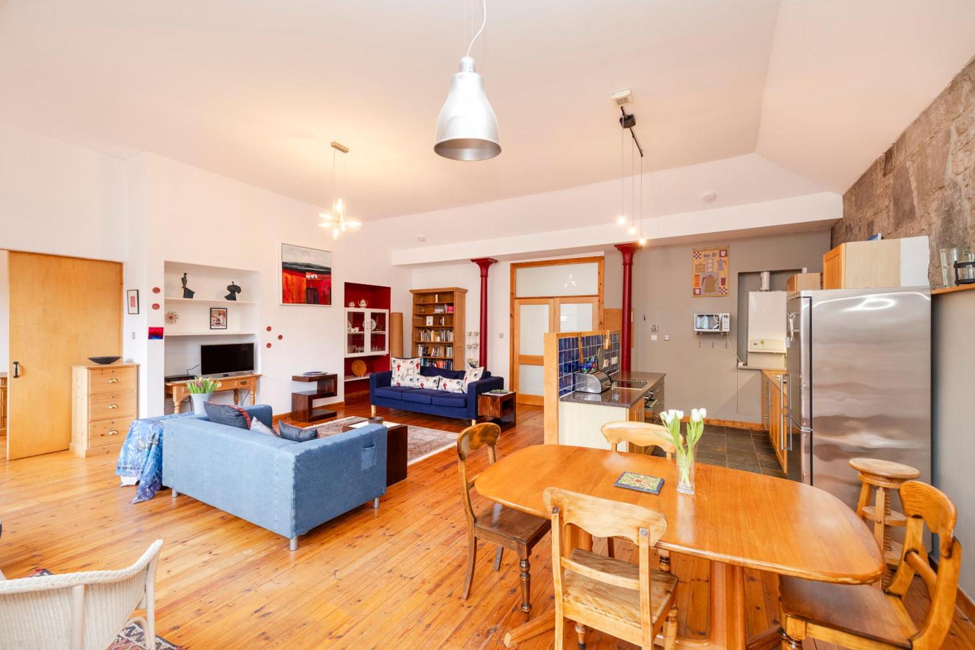 New Town Deluxe With Terrace Apartment *