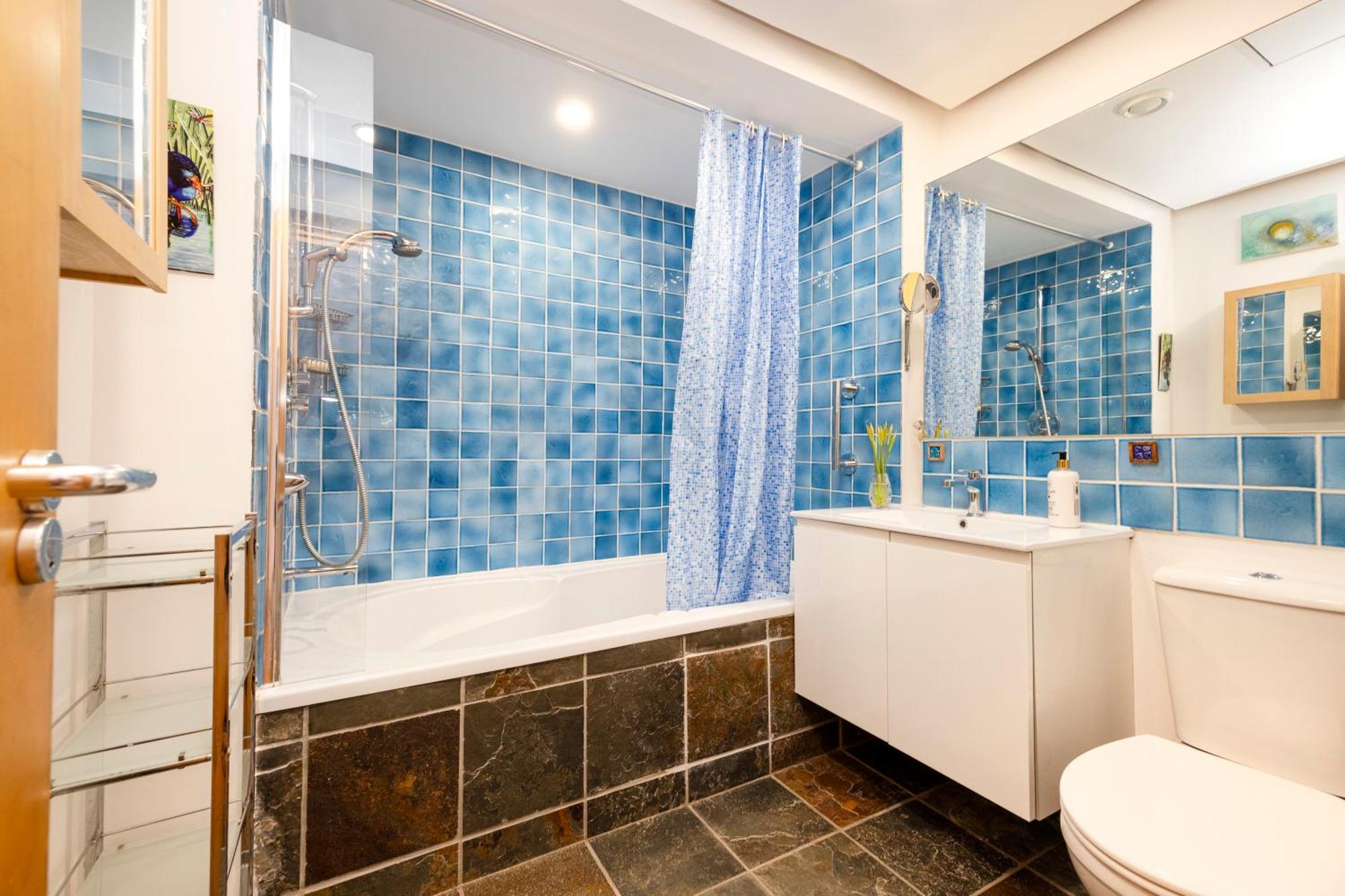 New Town Deluxe With Terrace Apartment