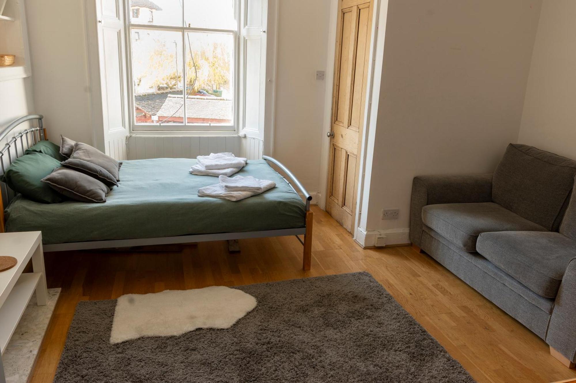 Comfy 1 Bedroom Flat In Centre * Edinburgh