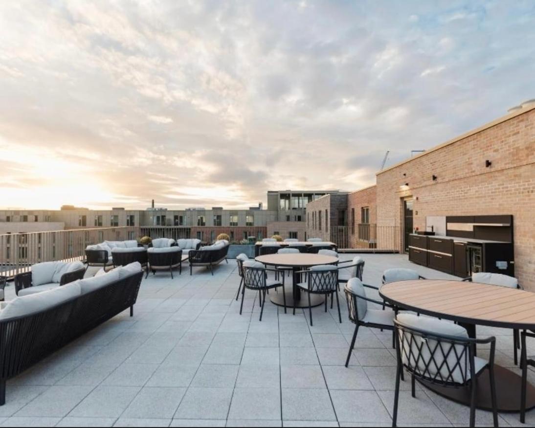 Newly Luxury Nests - Location Apartment
