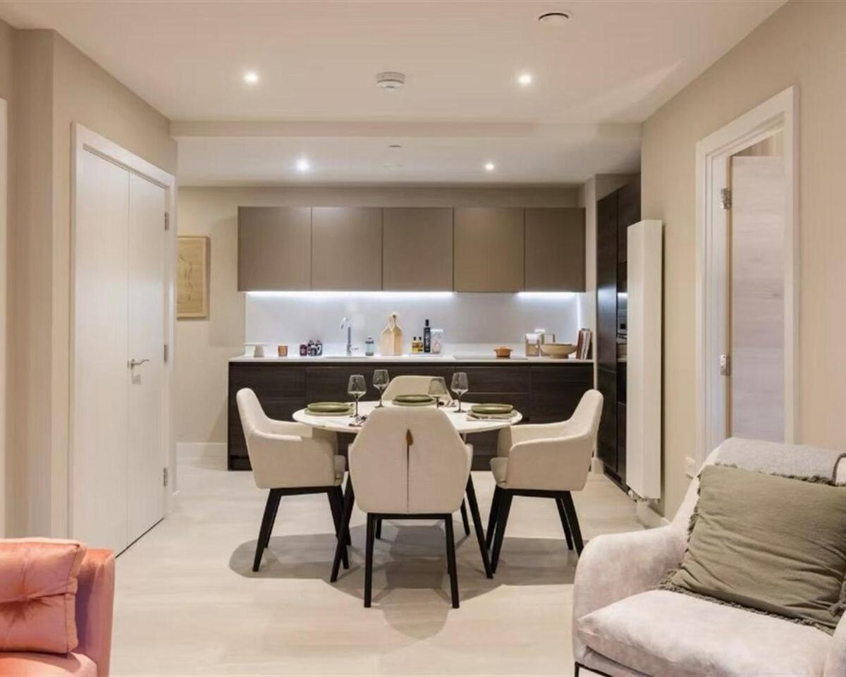 Newly Luxury Nests - Location Edinburgh