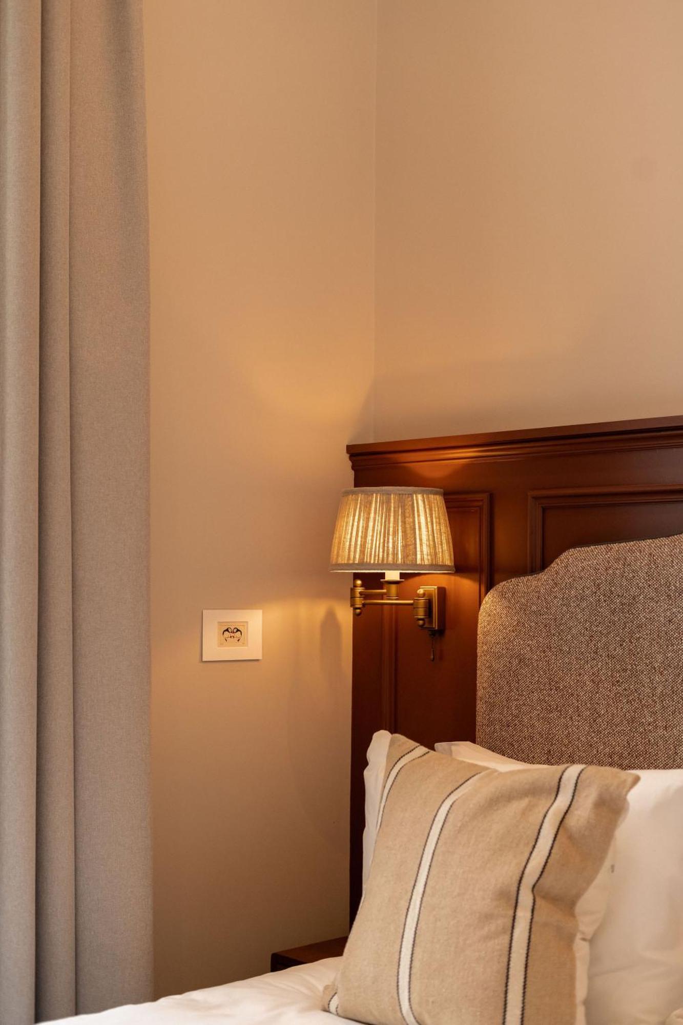 Hotel Moment George Iv Bridge