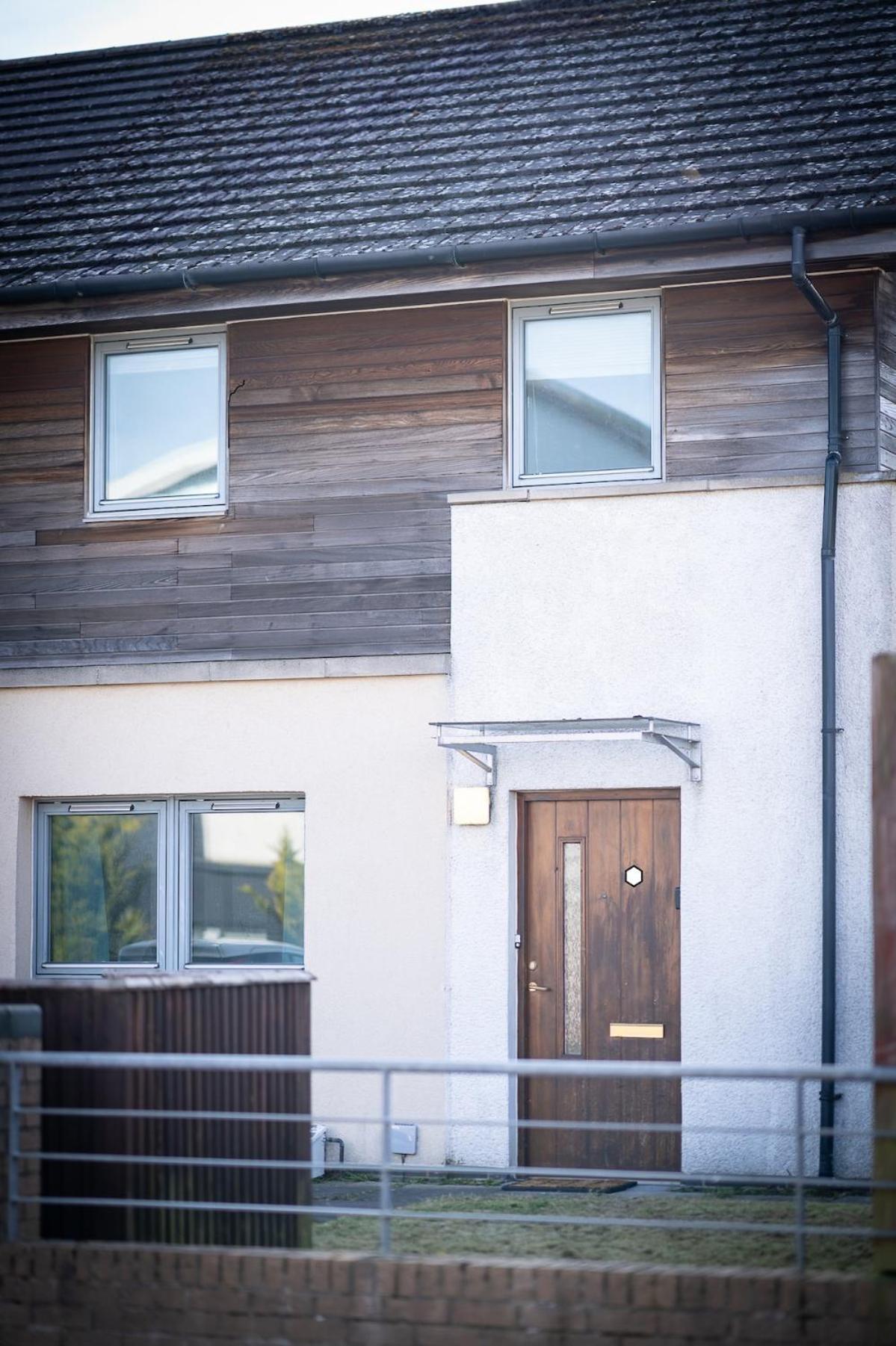 Apartment Luxury 3-bed Townhouse With Free Parking And