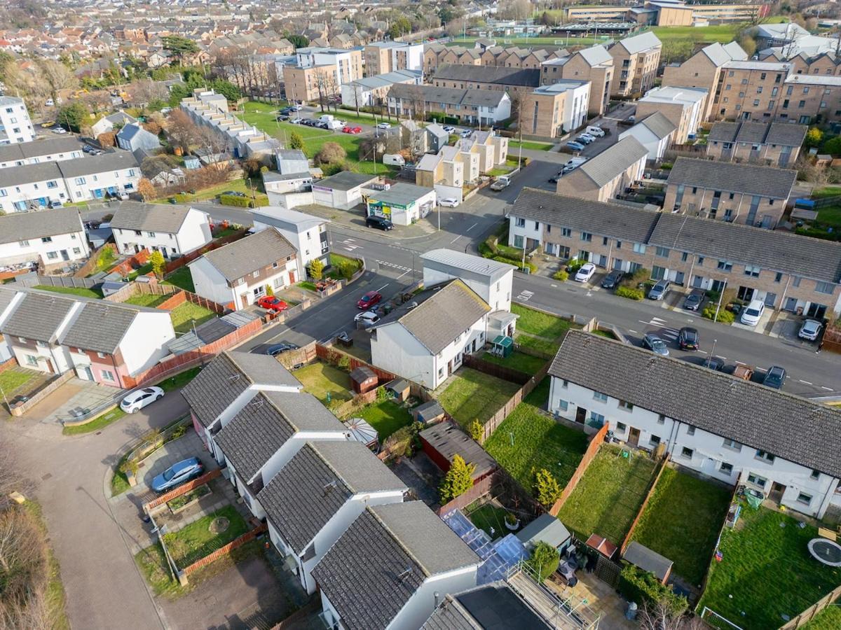 Luxury 3-bed Townhouse With Free Parking And Apartment Edinburgh