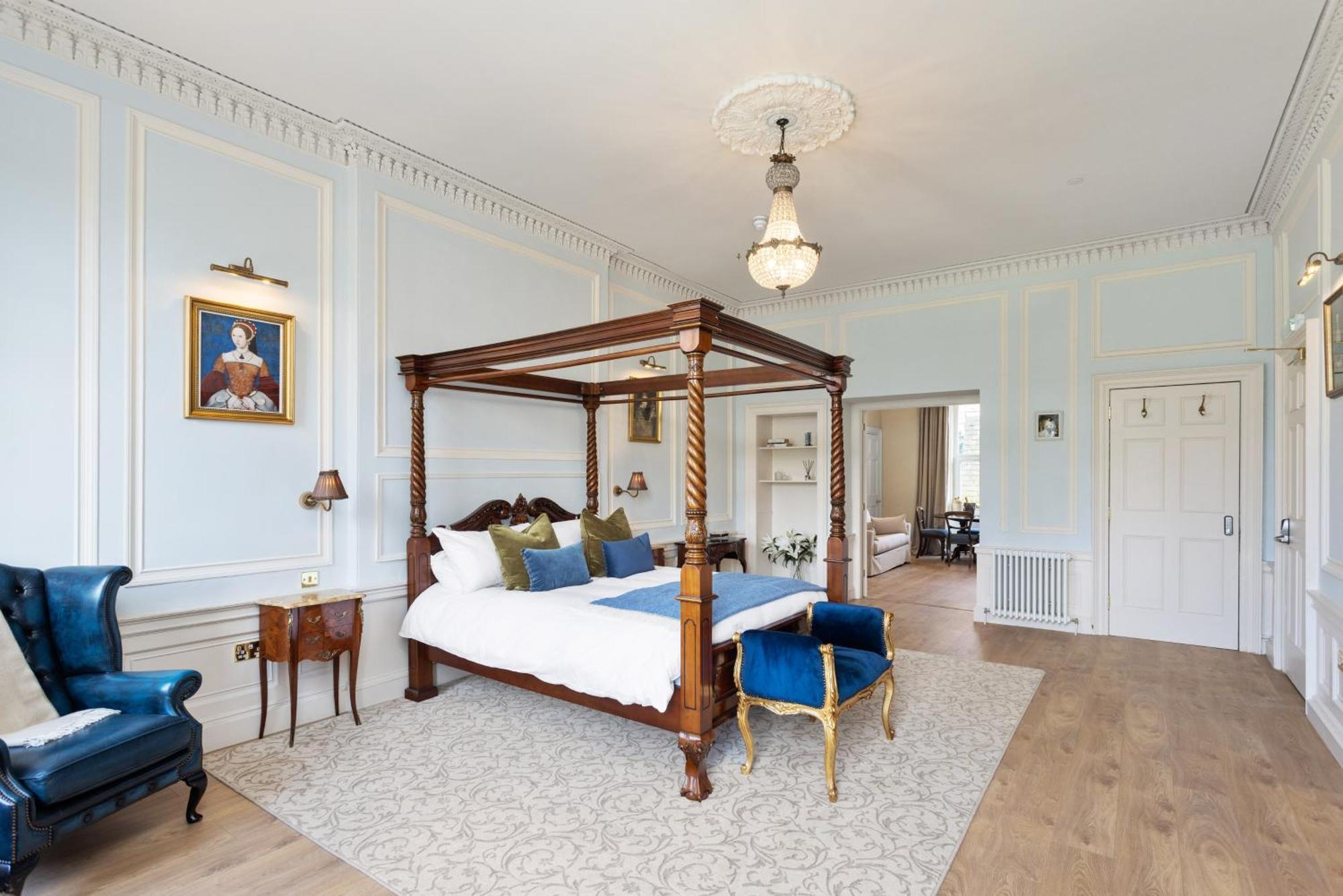 The Townhouse, Leith Edinburgh