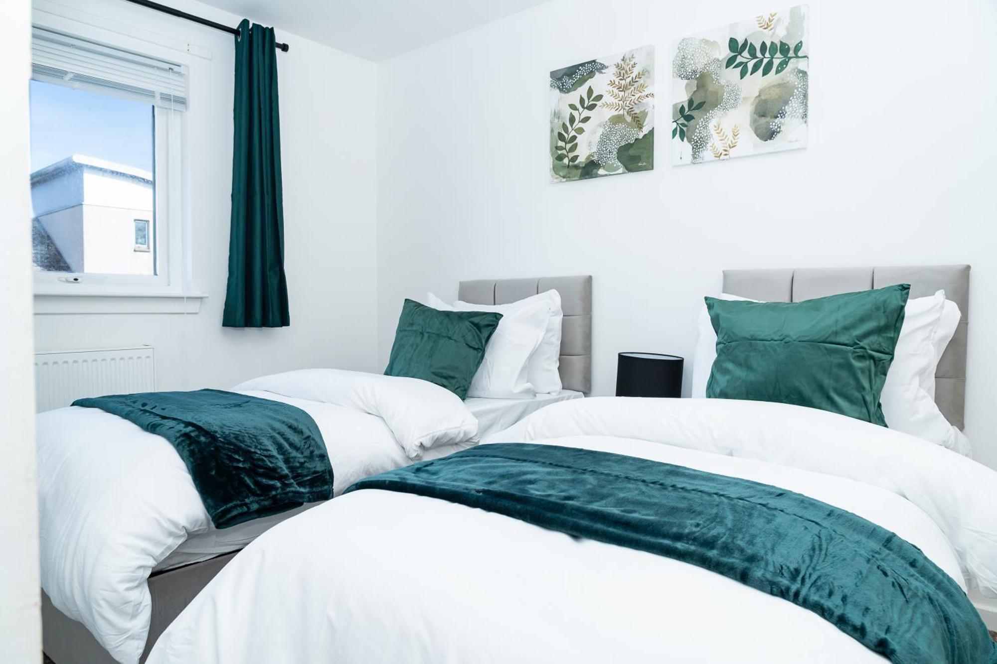 Luxury 3-bed Townhouse With Free Parking And Edinburgh