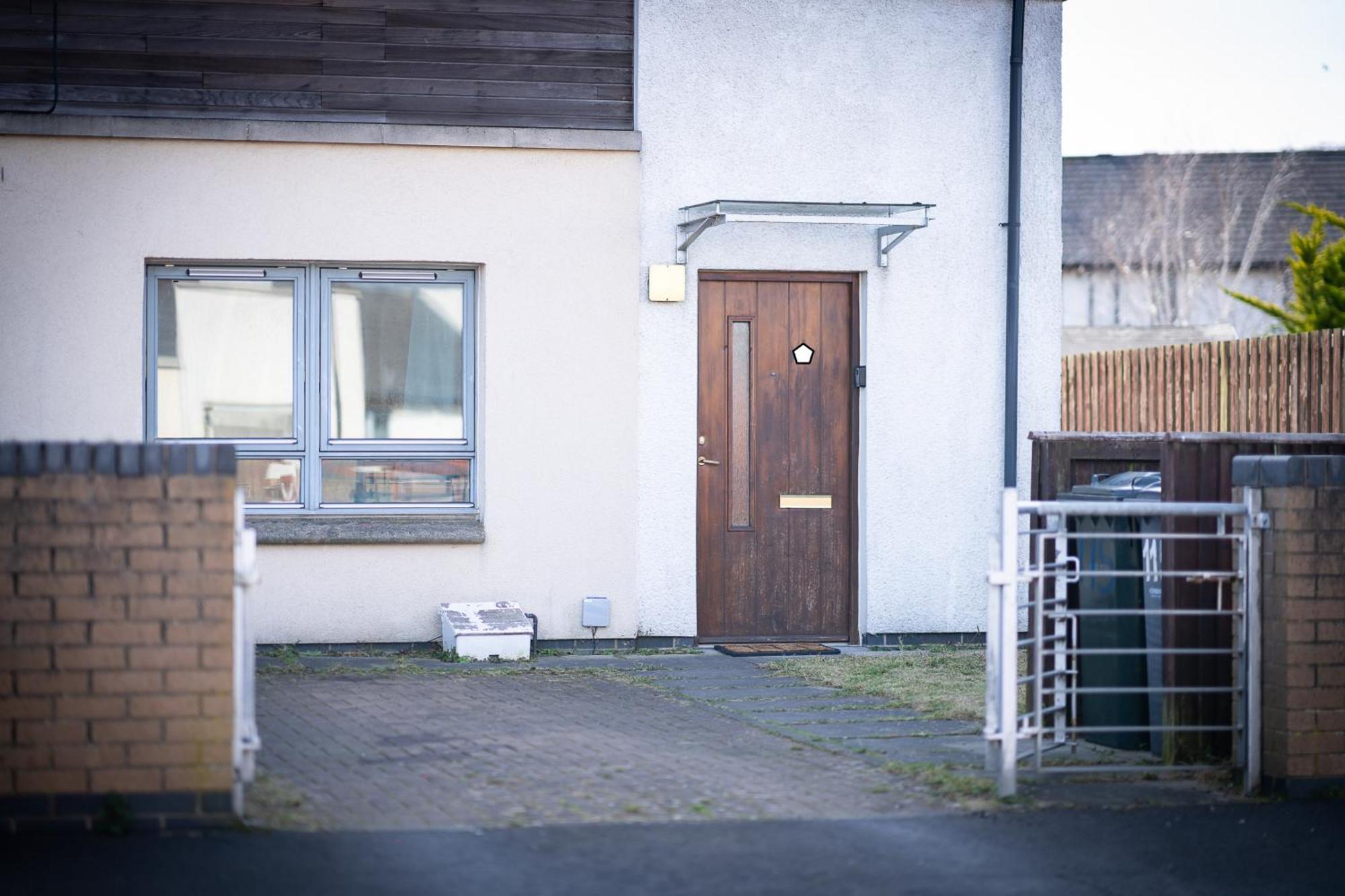 Luxury 3-bed Townhouse With Free Parking And