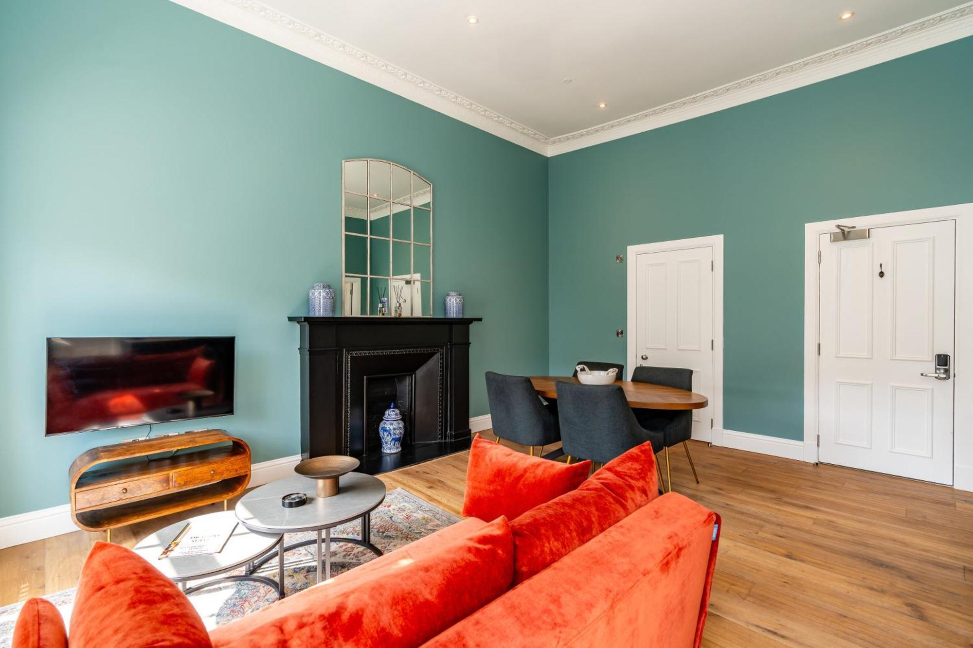 Dragon Luxury At 9 Albyn Place Apartment