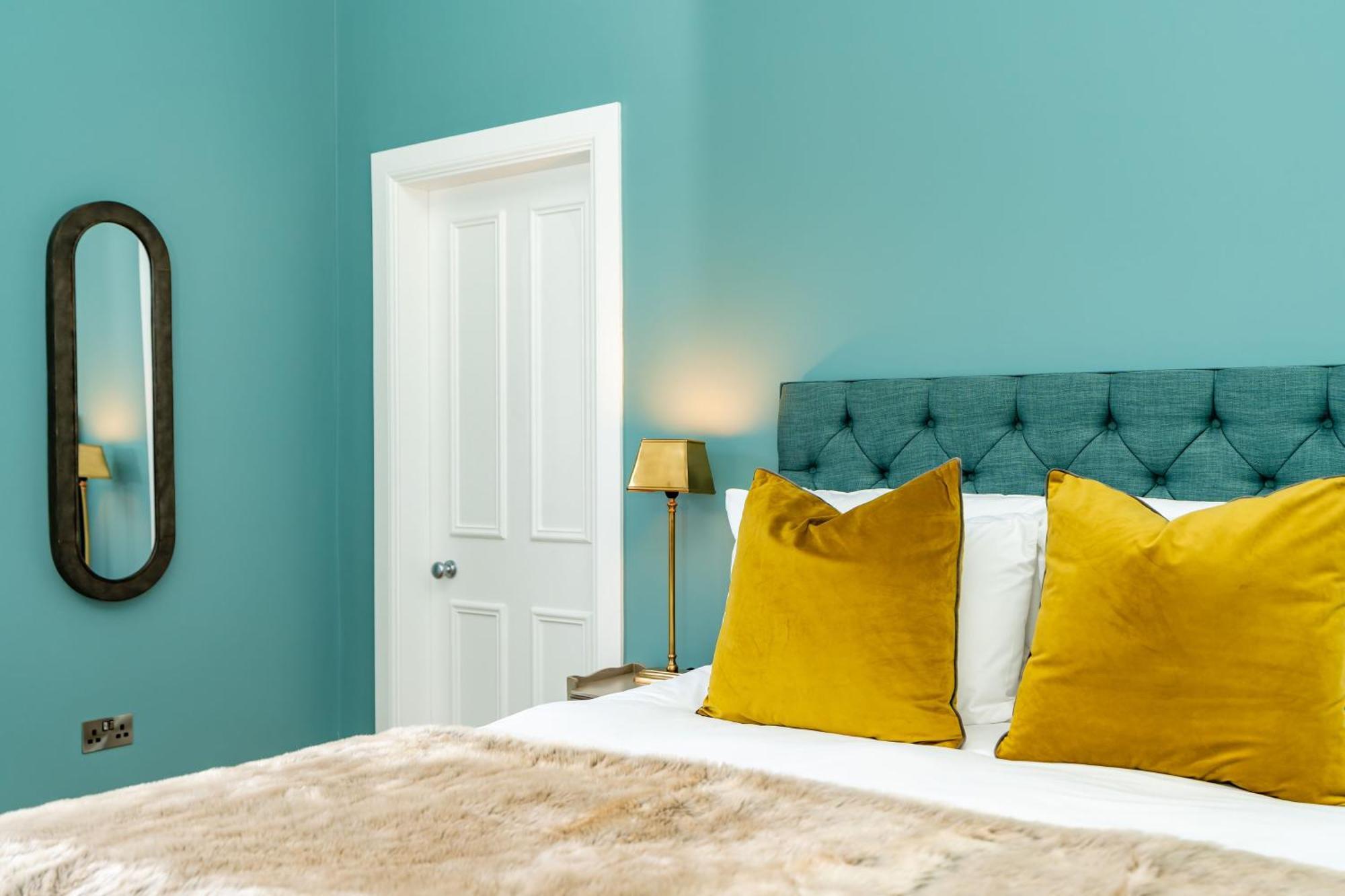 Dragon Luxury At 9 Albyn Place EDI