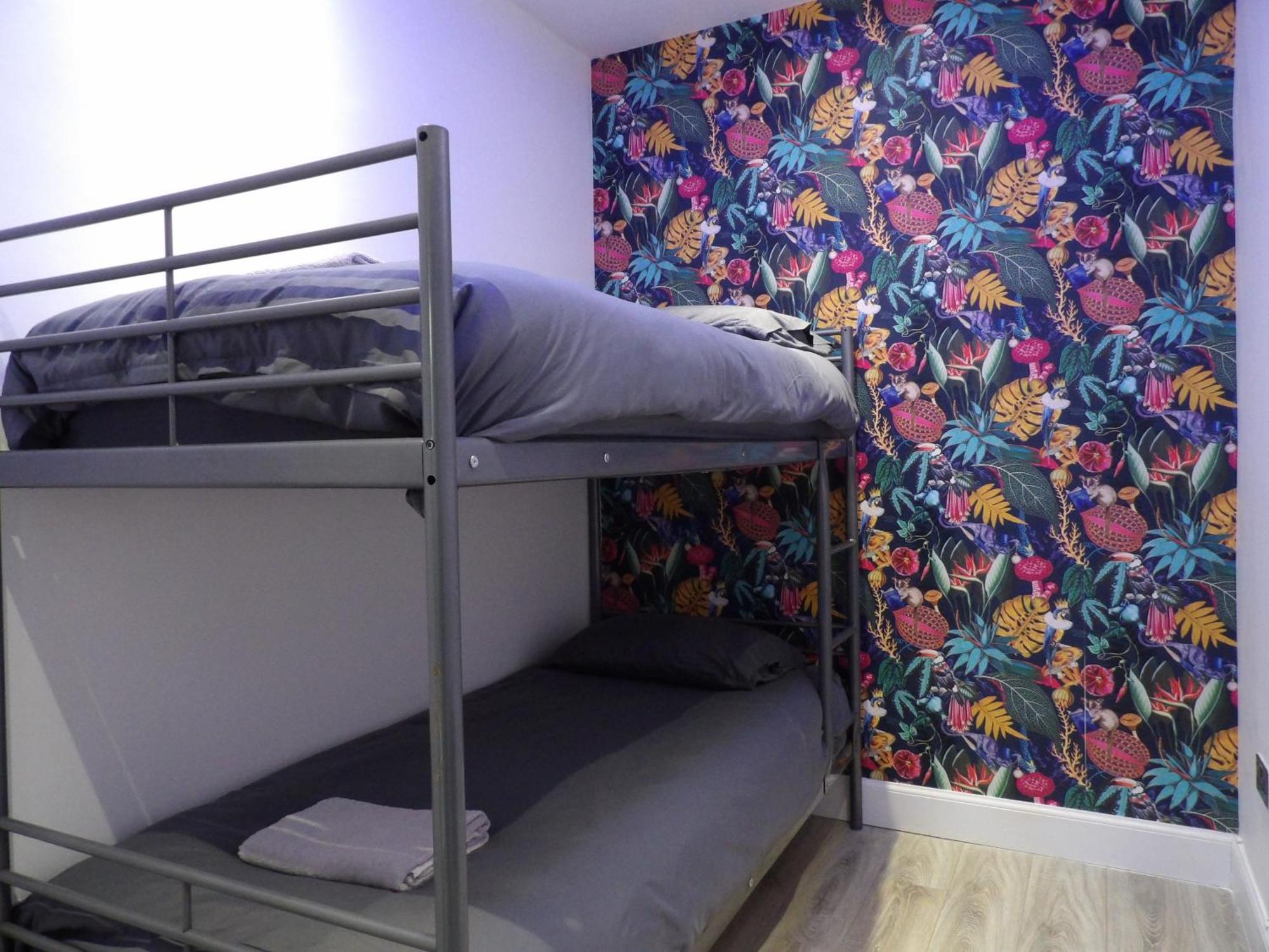 Apartment Ground Floor Flat With Patio And Hot Tub Near Murrayfield Stadium