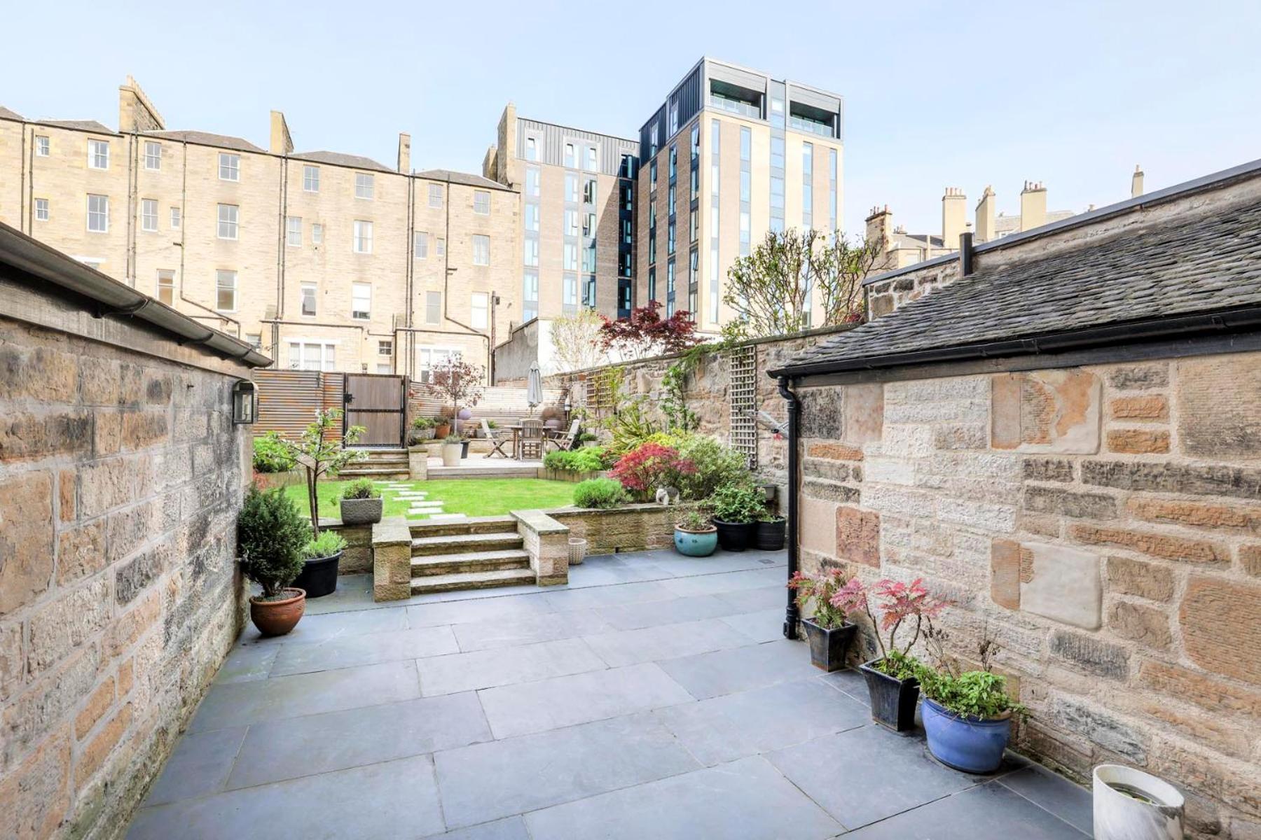 Melville Street Townhouse * Edinburgh