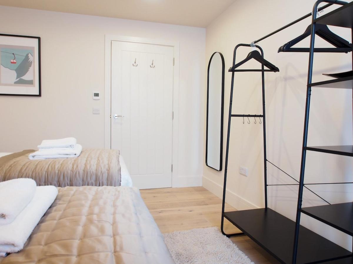 Apartment Bright & Airy Mezzanine Loft In - Flat 4, Elgin House *