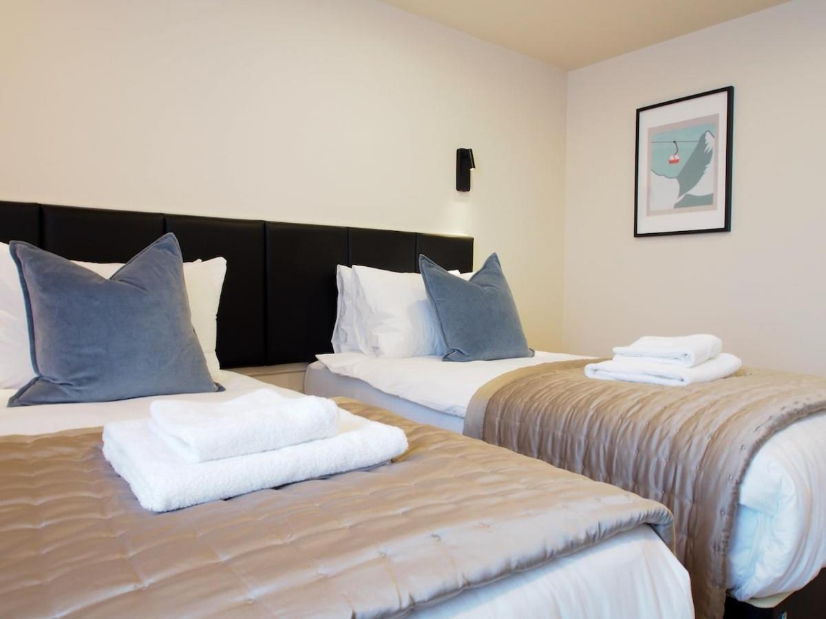 Apartment Bright & Airy Mezzanine Loft In - Flat 4, Elgin House *