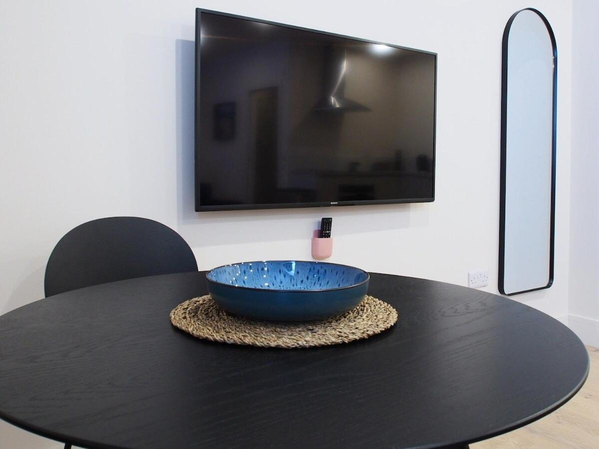 Apartment Stylish, Modern On Easter Road - Flat 2, Elgin House Edinburgh