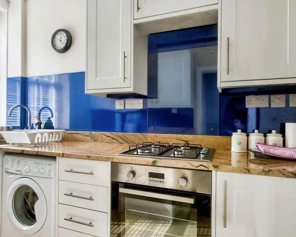 Apartment Historic 1br & Royal Mile & Walk To Castle Edinburgh