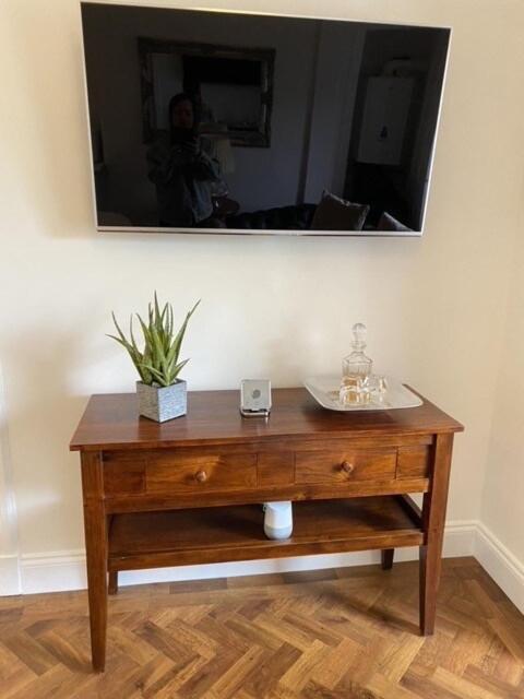 Immaculate One Bedroom Flat In The Centre * Edinburgh