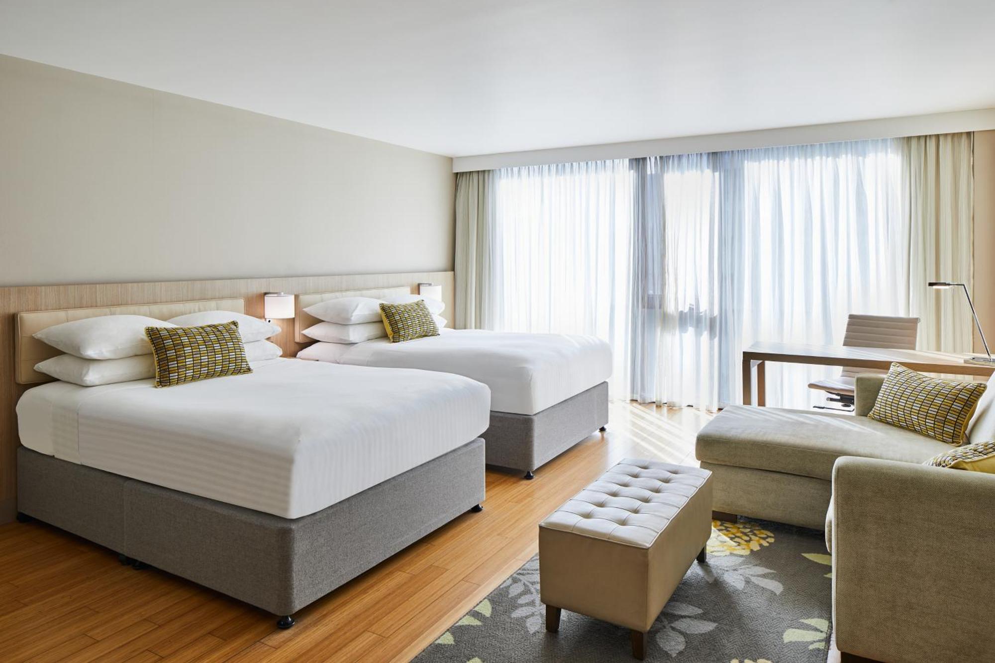 Hotel By Marriott Edinburgh