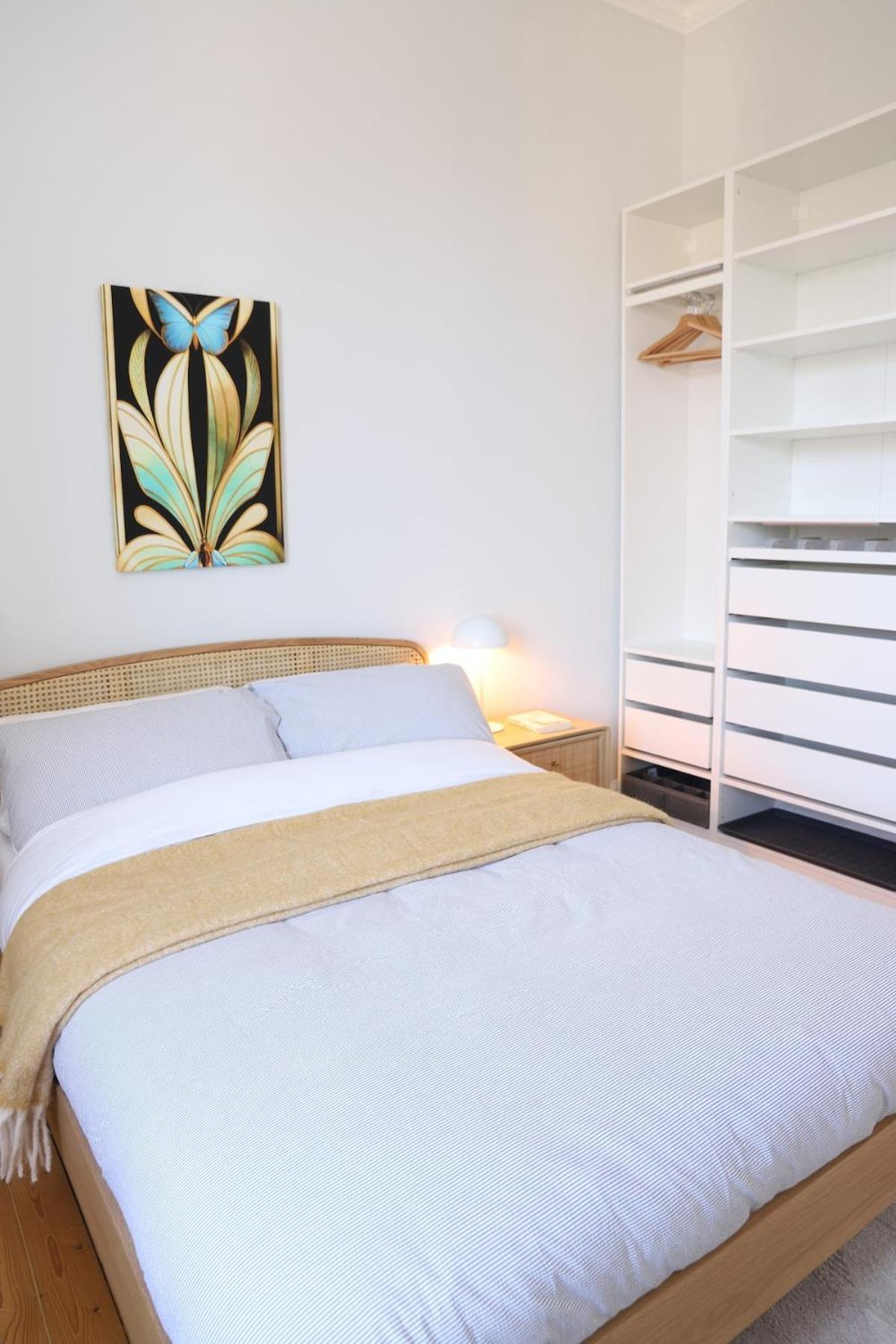 Skylight - Elegant Centre Apartment Edinburgh