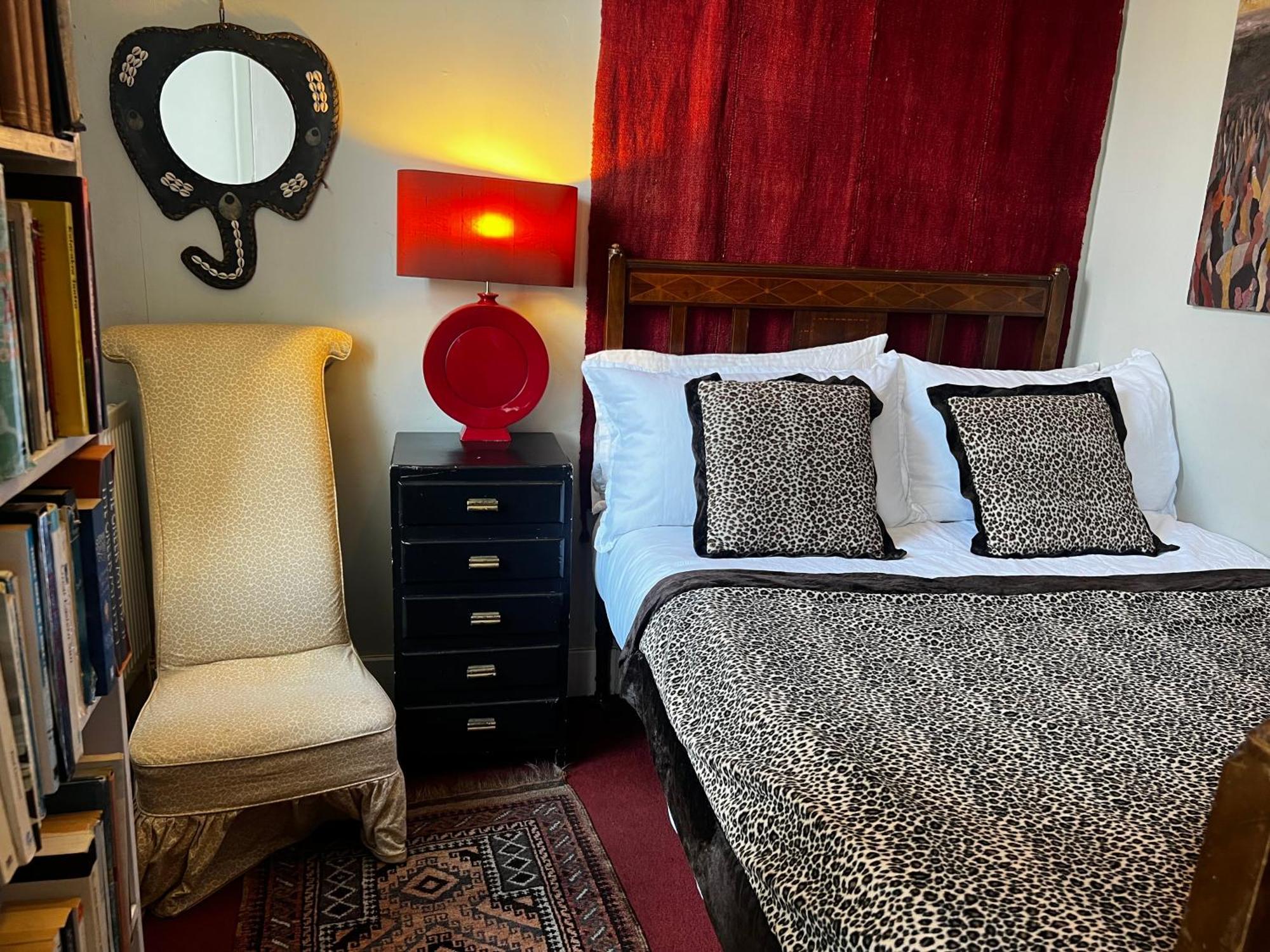 With Parking, Original Art And Antiques