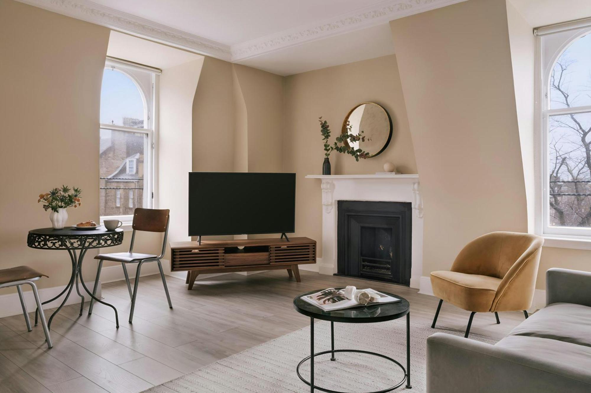 Sonder By Marriott Bonvoy Royal Garden New Town 4*