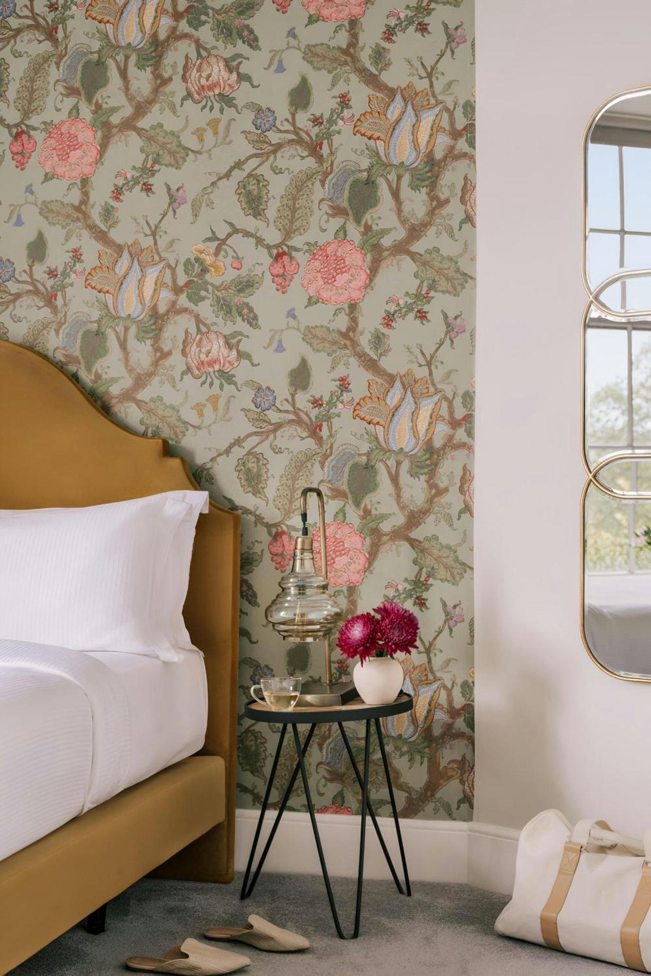 Sonder By Marriott Bonvoy Royal Garden New Town 4* Edinburgh