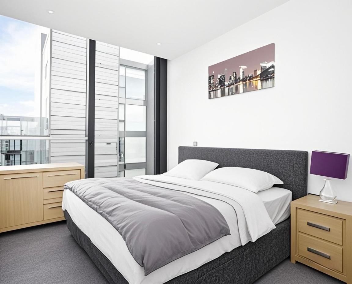 Luxury Nests - Meadows Apartment *