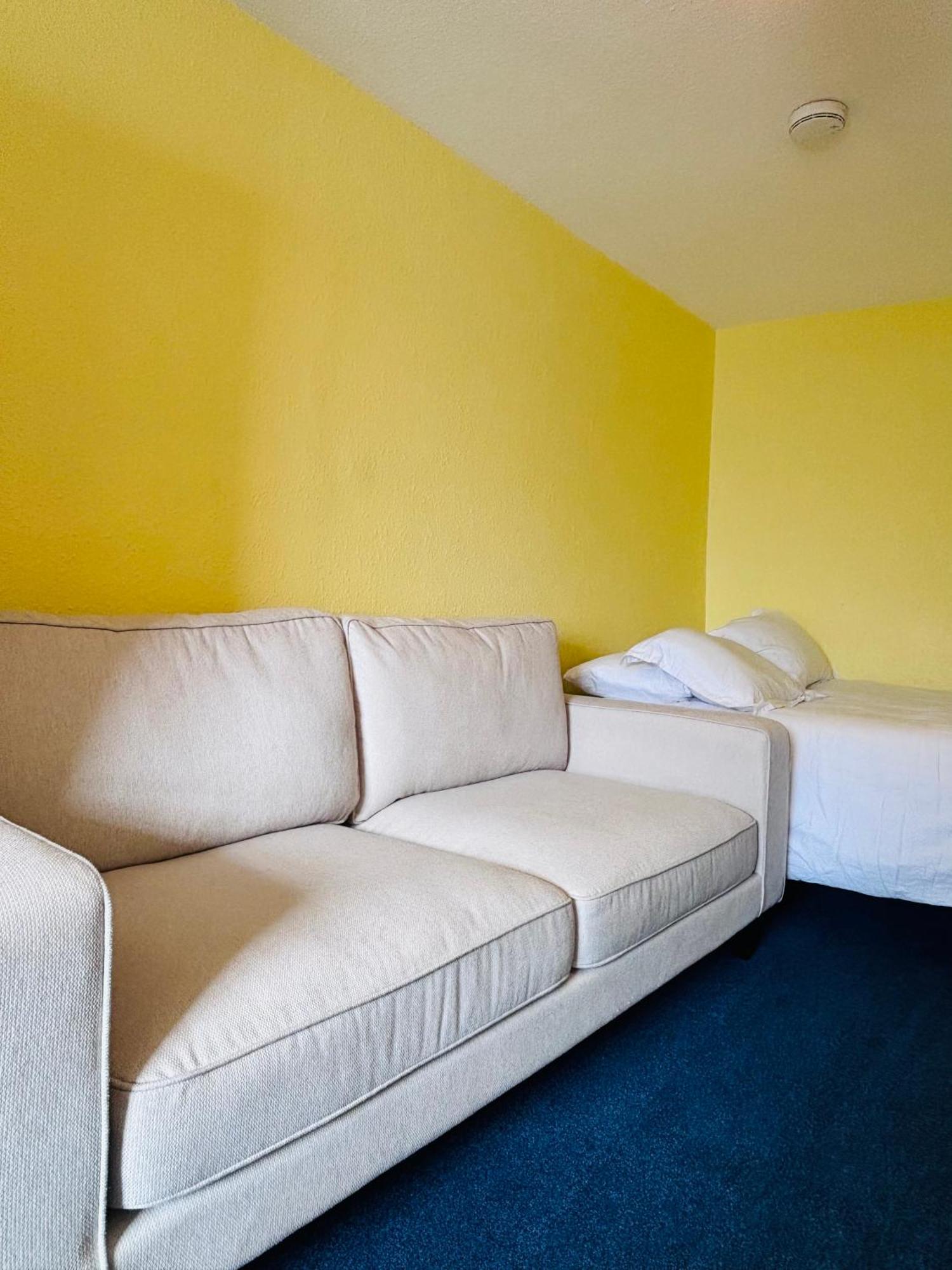 Entire Flat In Edinburgh, Center Apartment Edinburgh