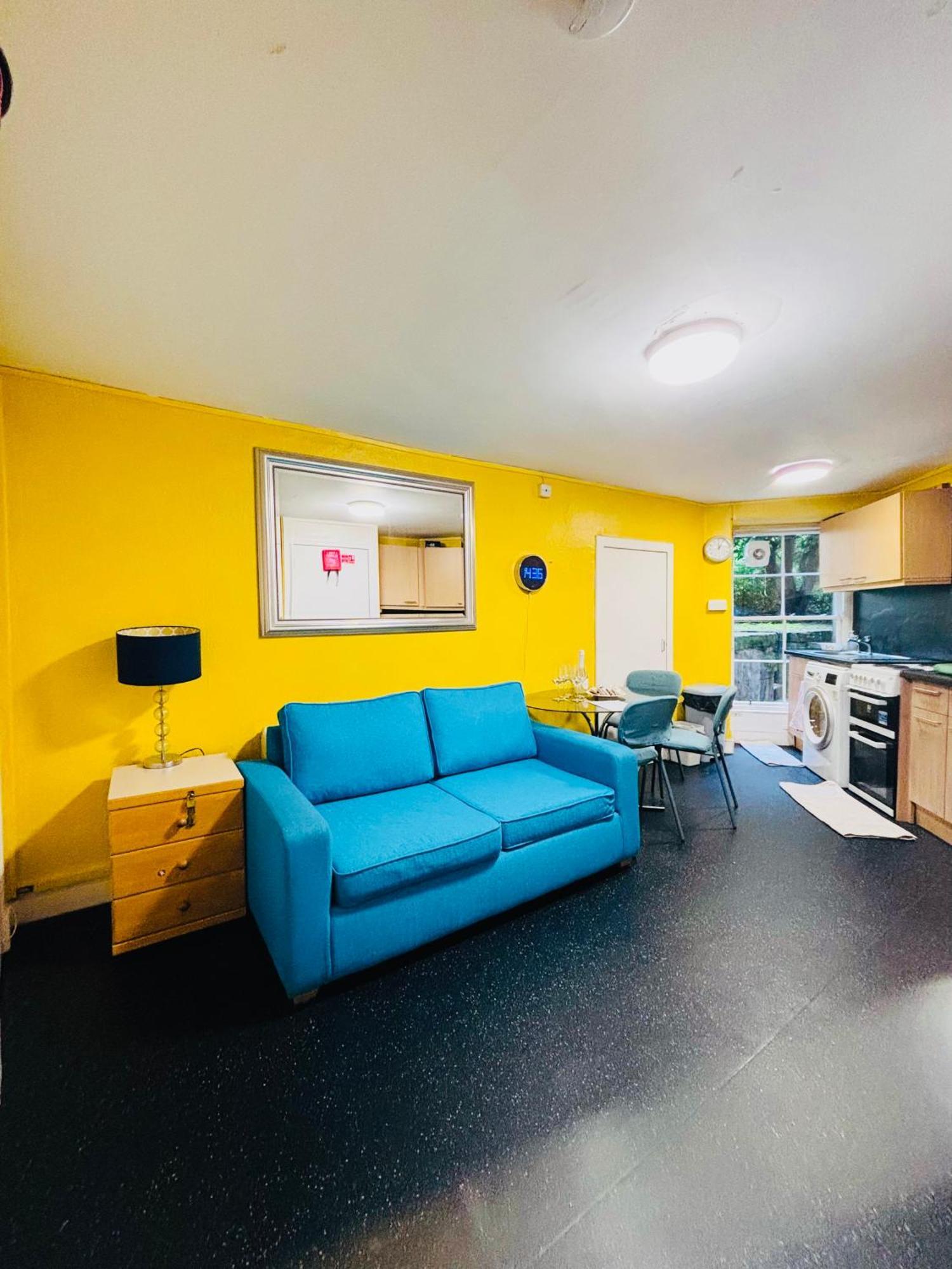 Apartment Entire Flat In Edinburgh, Center *