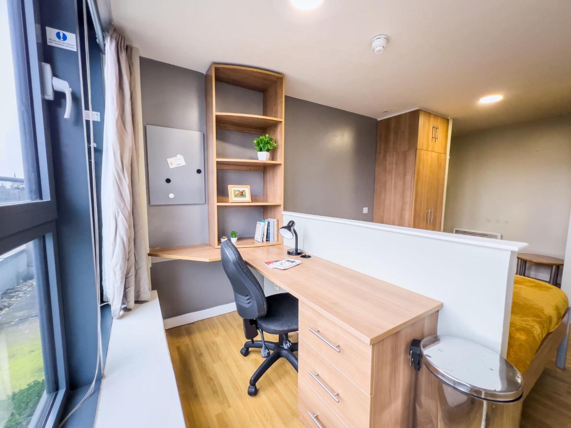 For Students Only Living At Lady Nicolson Court Apartment *