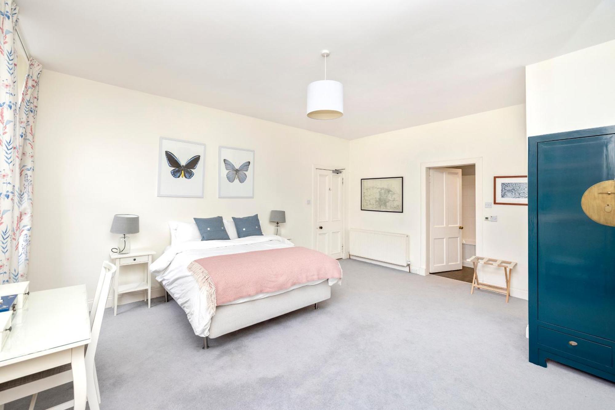 Charming 2-bedroom 2-bathroom Apartment Edinburgh