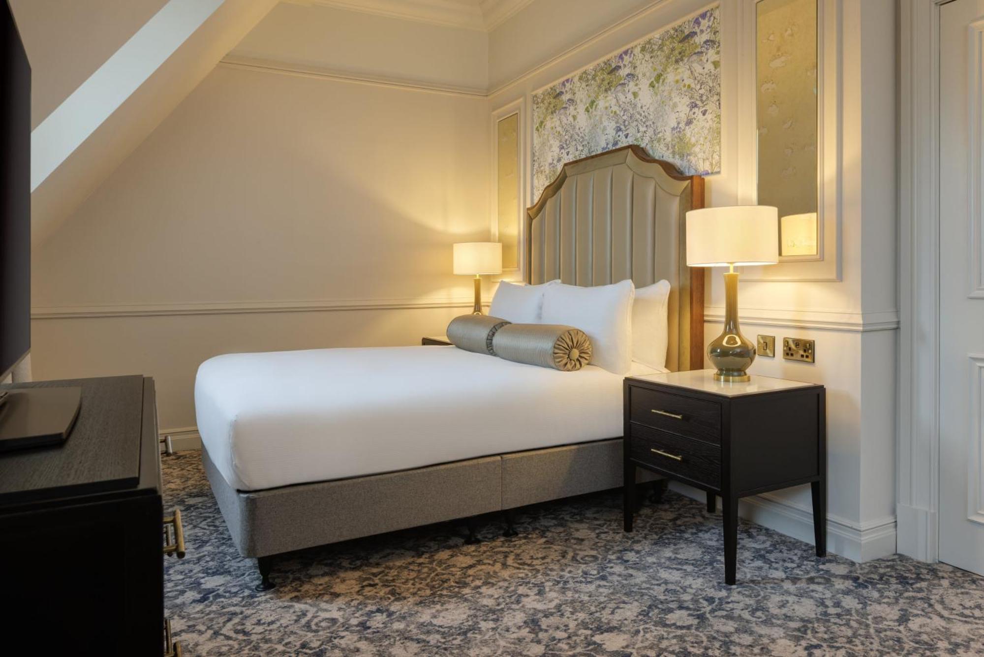 The Caledonian Edinburgh, Curio Collection By Hilton