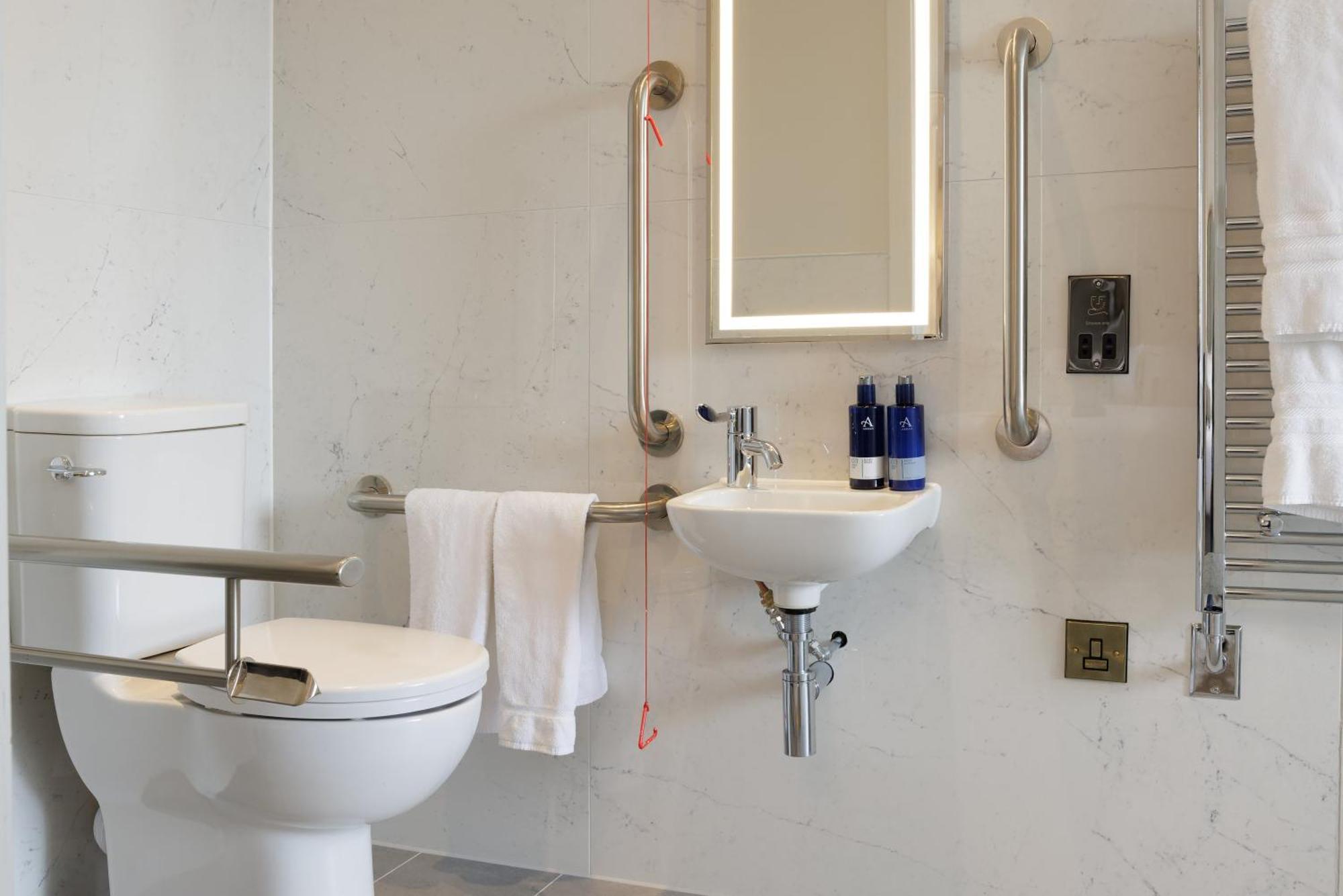 The Caledonian Edinburgh, Curio Collection By Hilton 5* Edinburgh