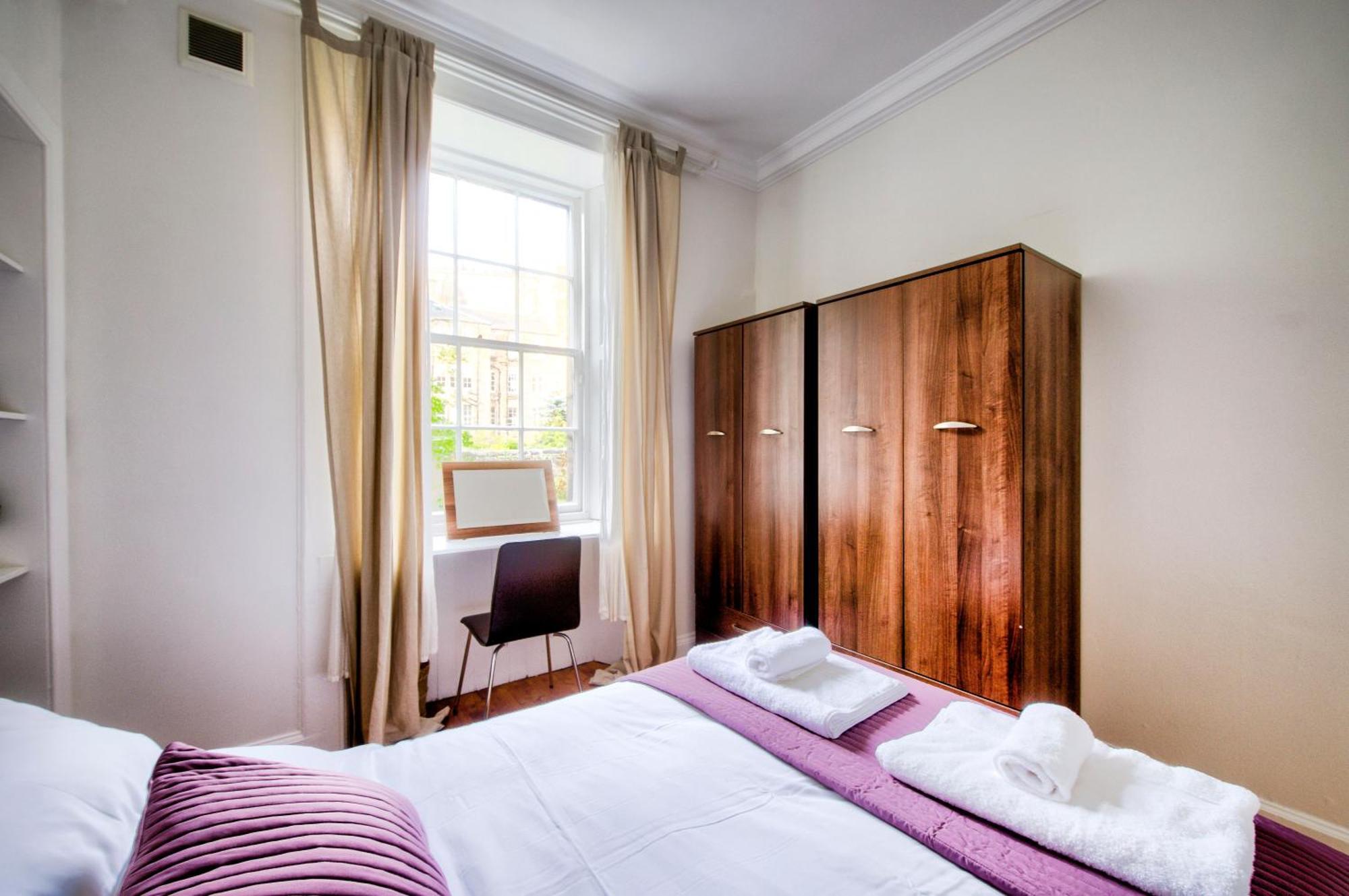 Grindlay St - Fantastic 2br In Theatre District Apartment *