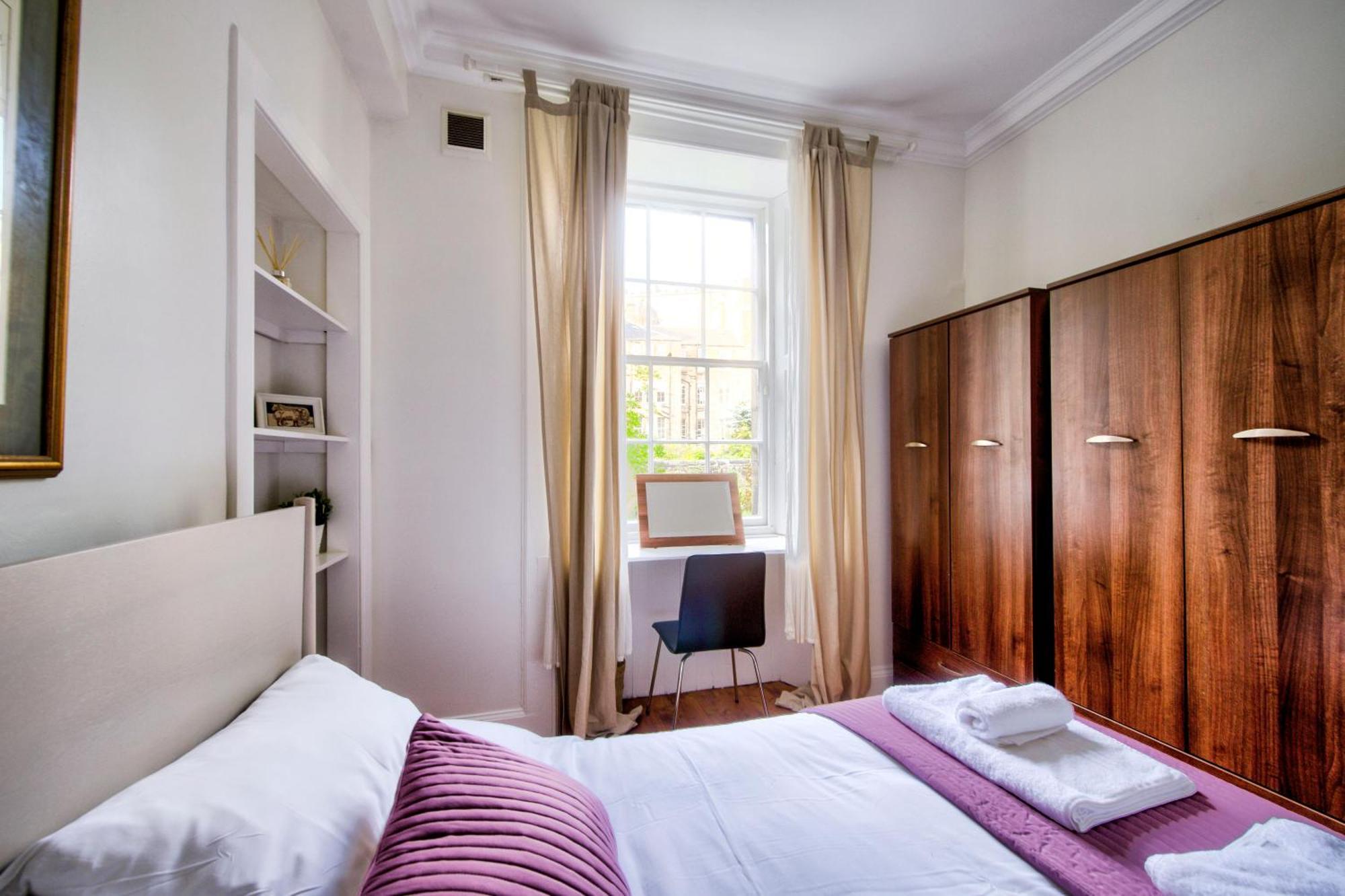 Apartment Grindlay St - Fantastic 2br In Theatre District