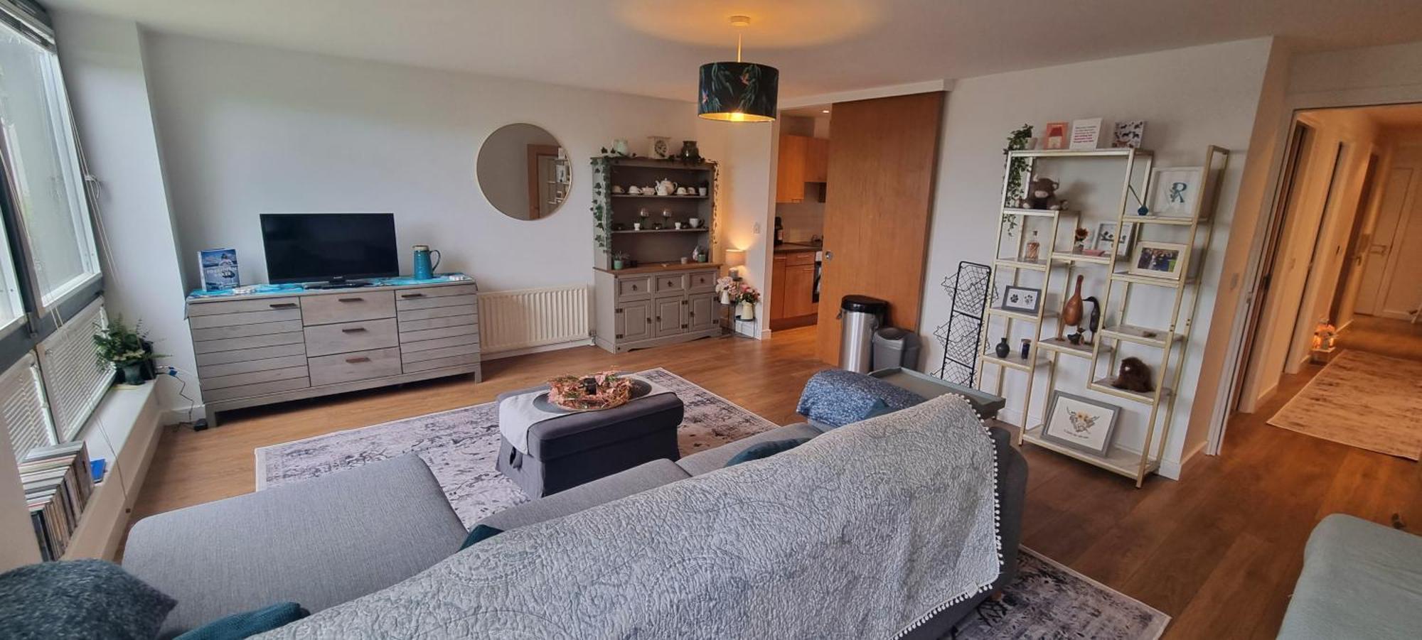 Thistle & Tide Apartment