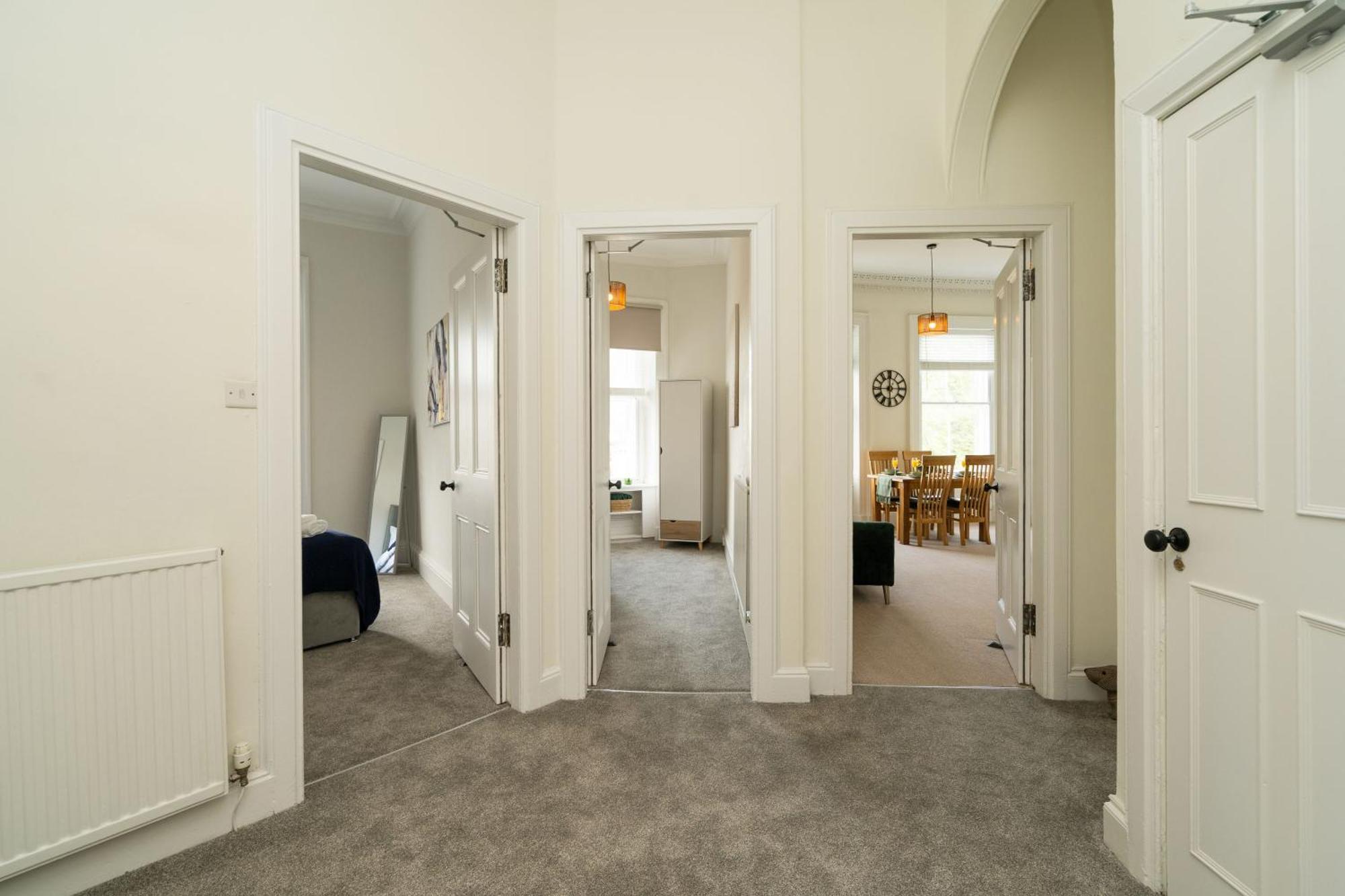 Stylish 3 Bed New Town - Traquair Apartment Edinburgh
