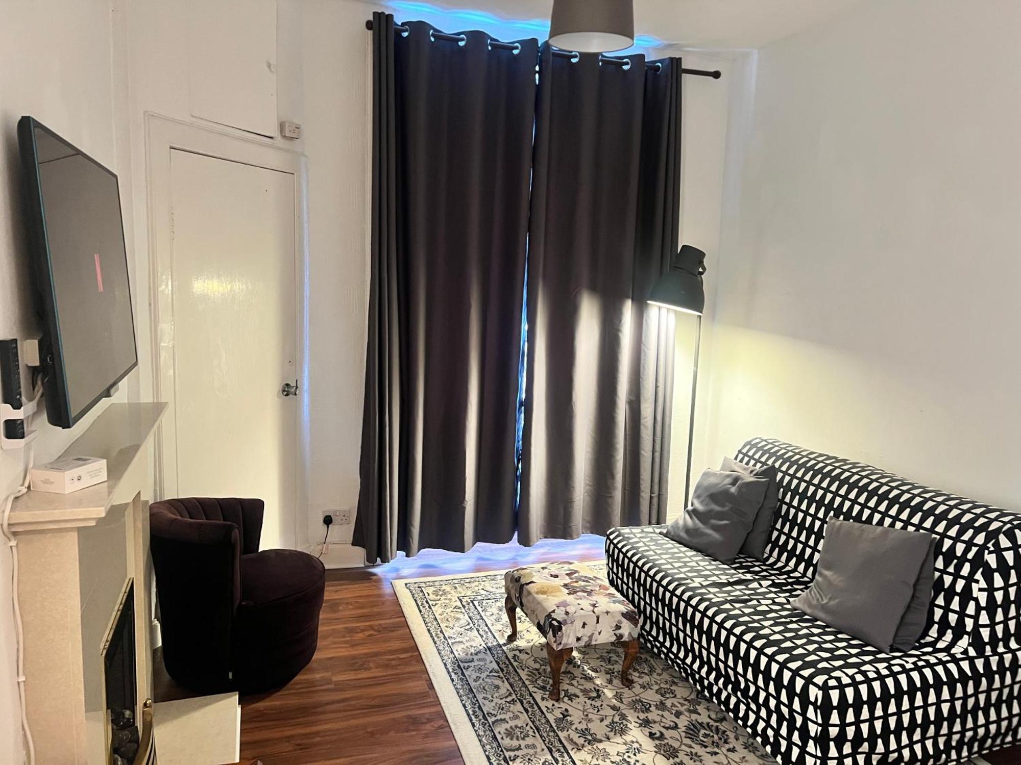 Royal Apartment *
