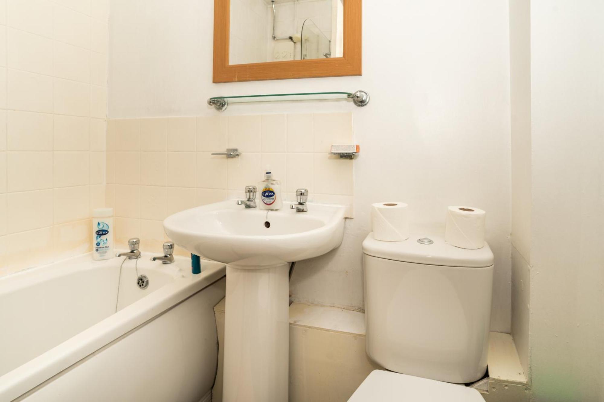 Apartment Charming 2bd Flat 10 Minutes To Castle
