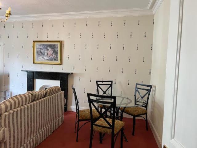 Apartment Royal Mile Cranston *