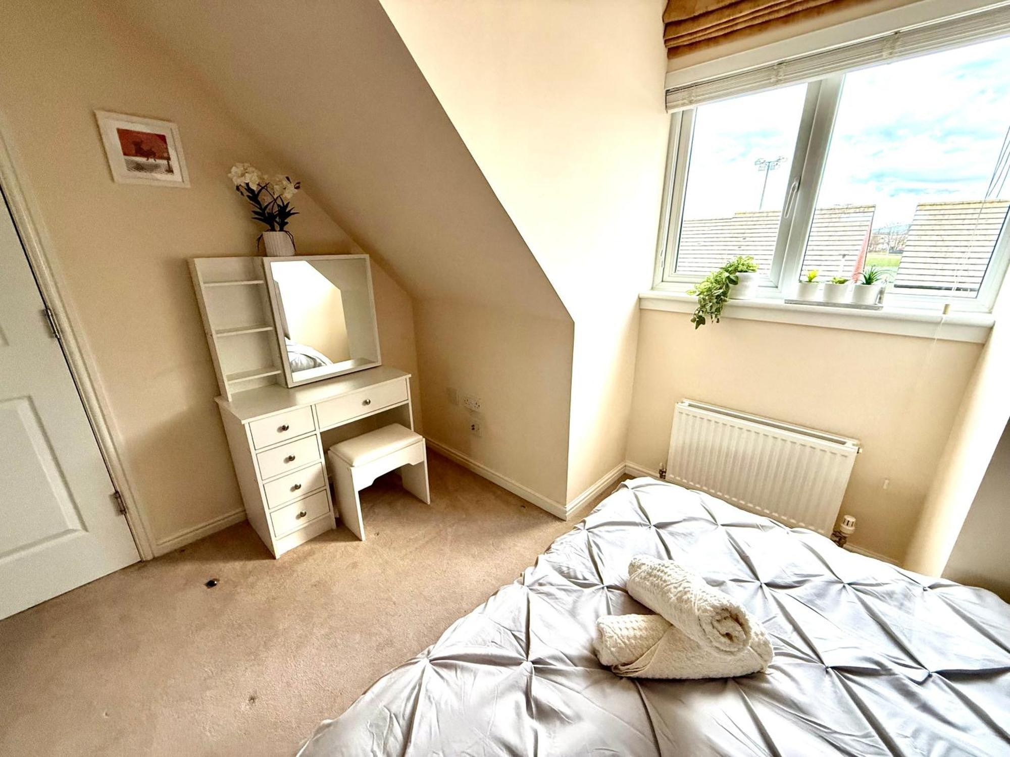Ferienhaus Torwood Townhouse - Free Parking And Contractor Friendly Edinburgh
