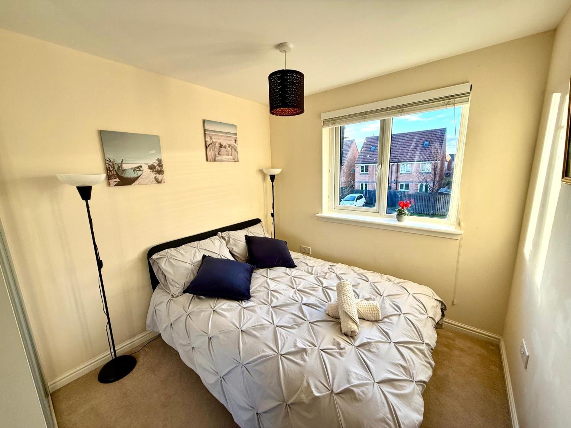 Torwood Townhouse - Free Parking And Contractor Friendly *