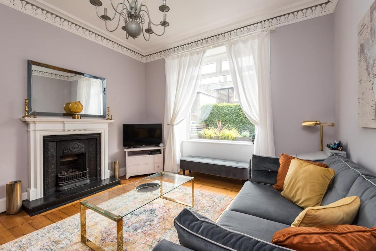 Ferienhaus Modern Holyrood Family Retreat Edinburgh