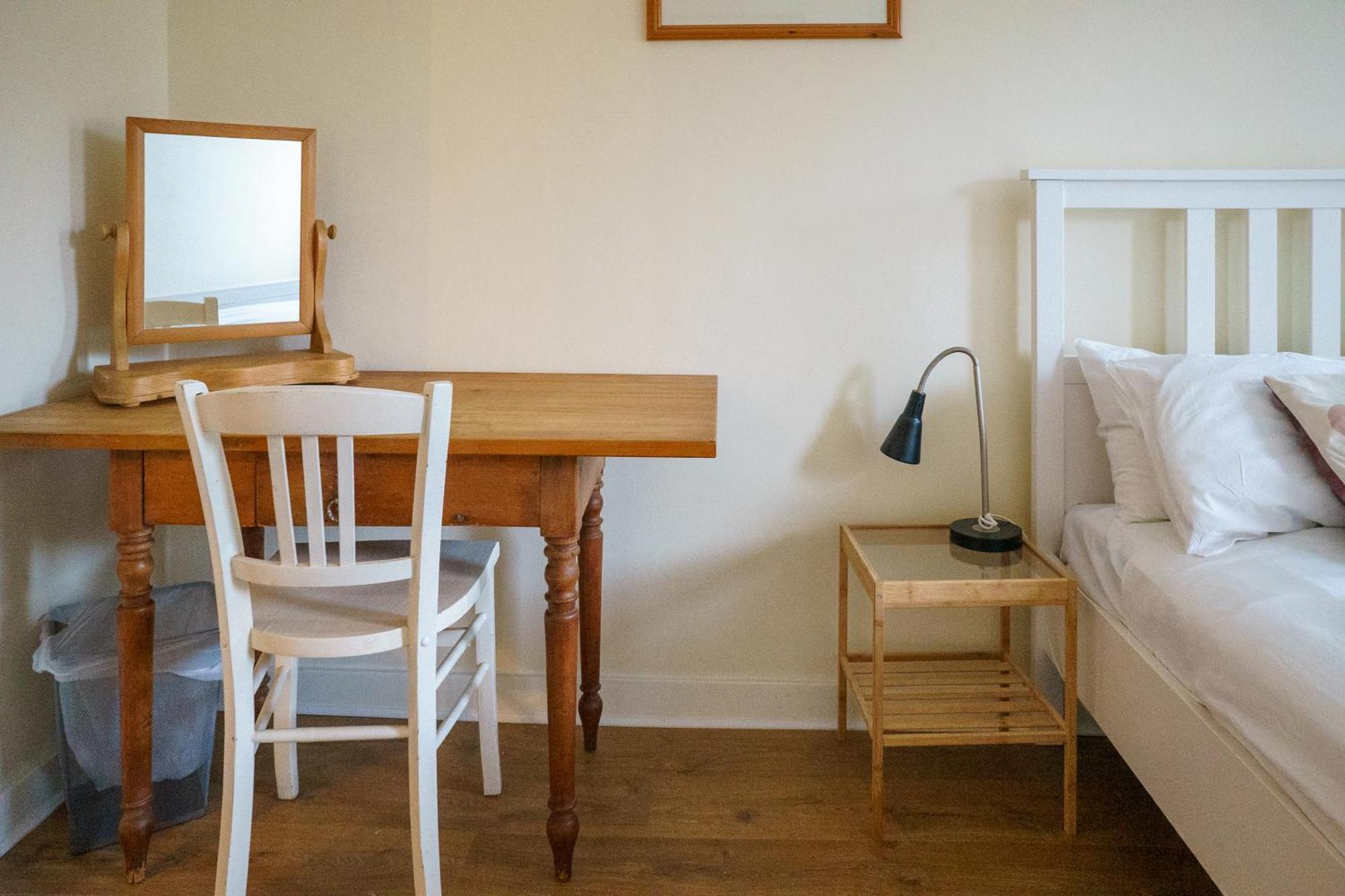 Bright Spacious 2 Bedroom In Stockbridge