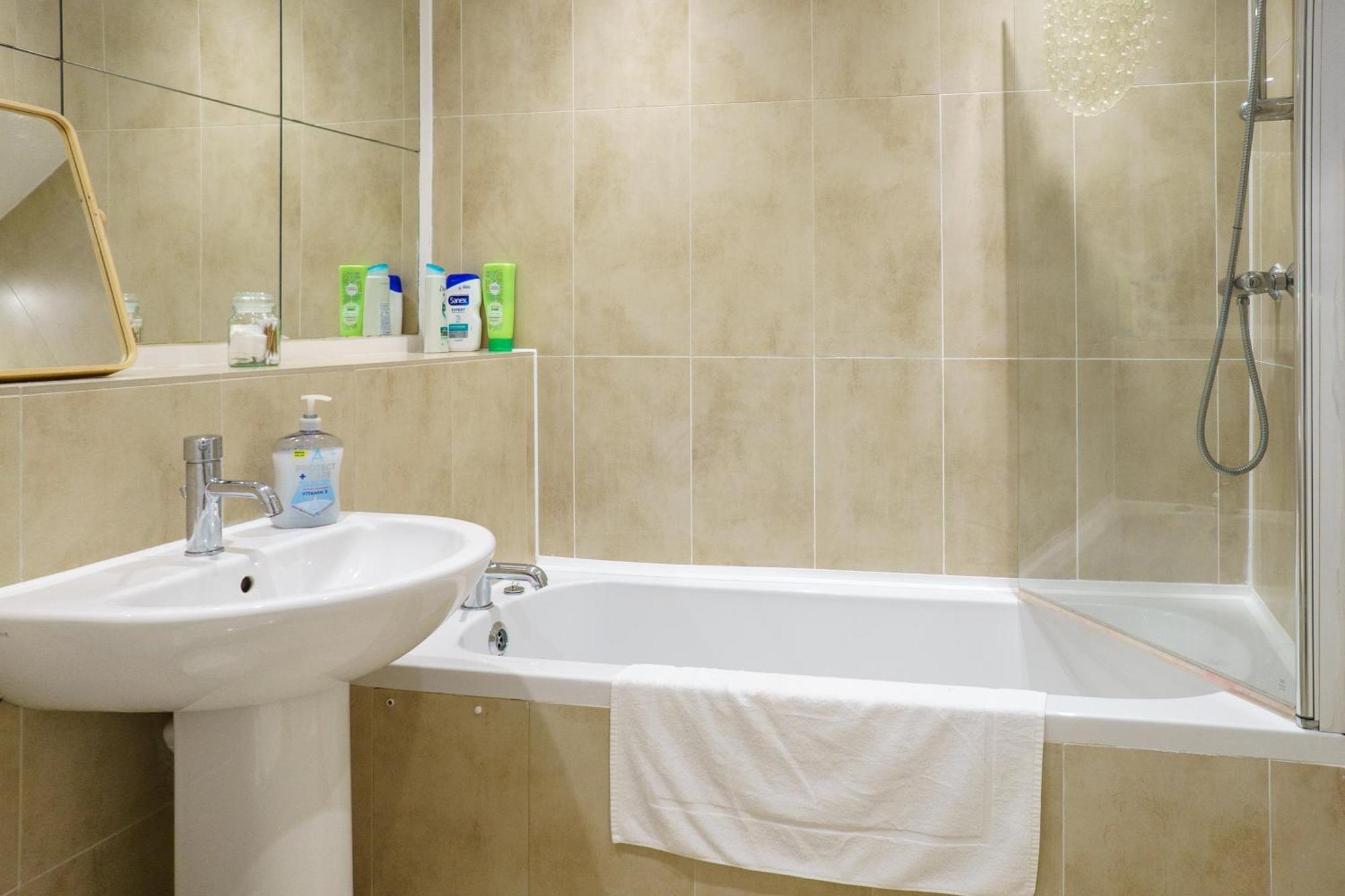 Apartment Bright Spacious 2 Bedroom In Stockbridge *