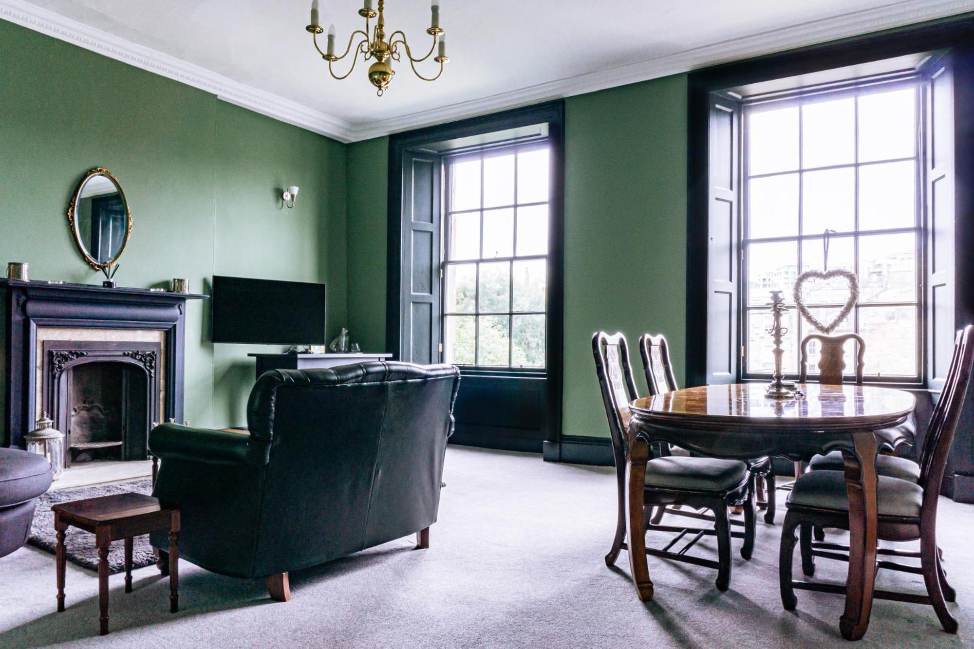 Grade A Listed 2 Bedroom In Apartment Edinburgh