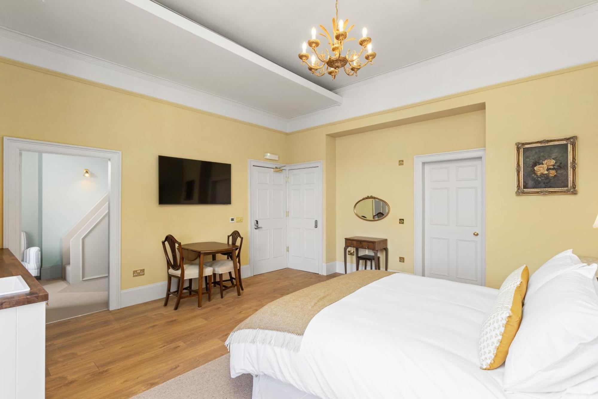 The Townhouse, Leith Edinburgh