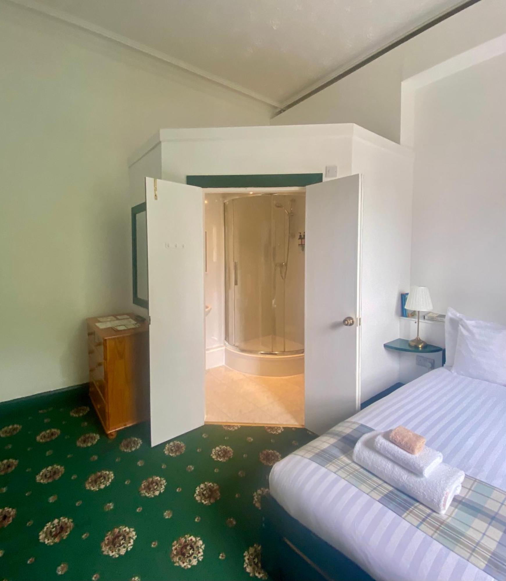 Guest house 4 Friends House