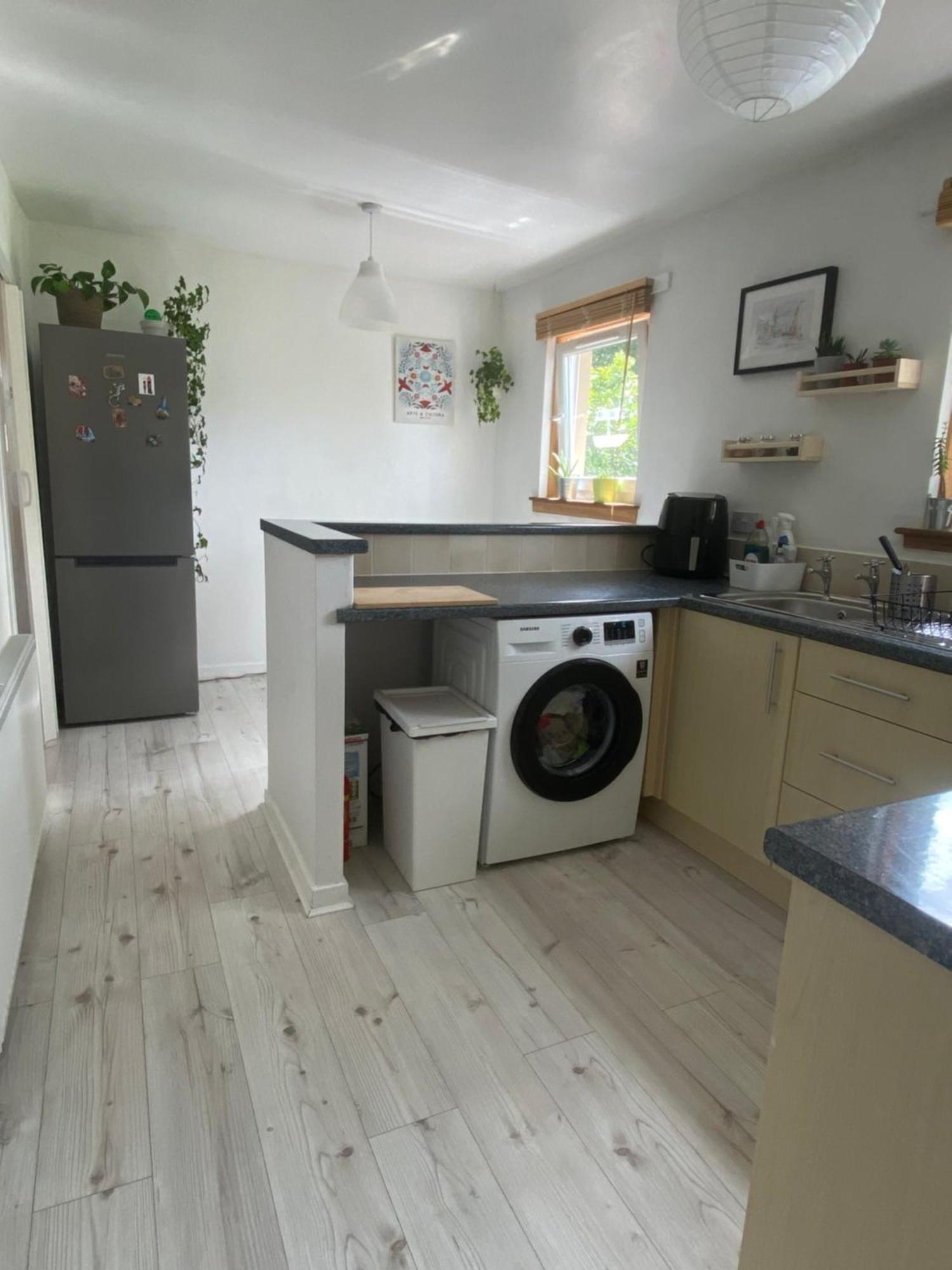 Homestay Cozy Private Bedroom In Quiet & Peaceful Location In *