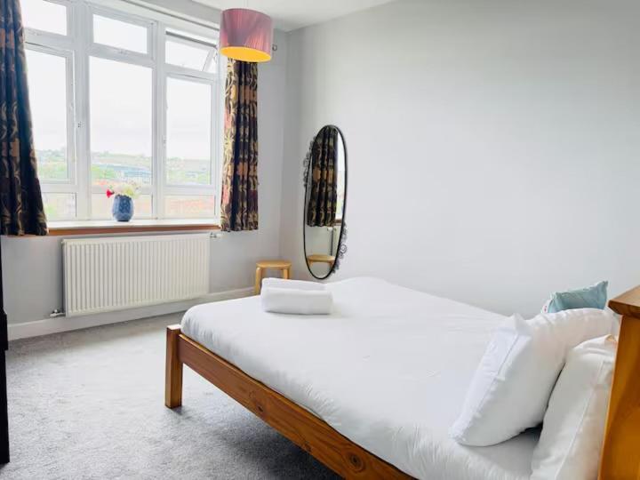 Skyline View Apartment * Edinburgh