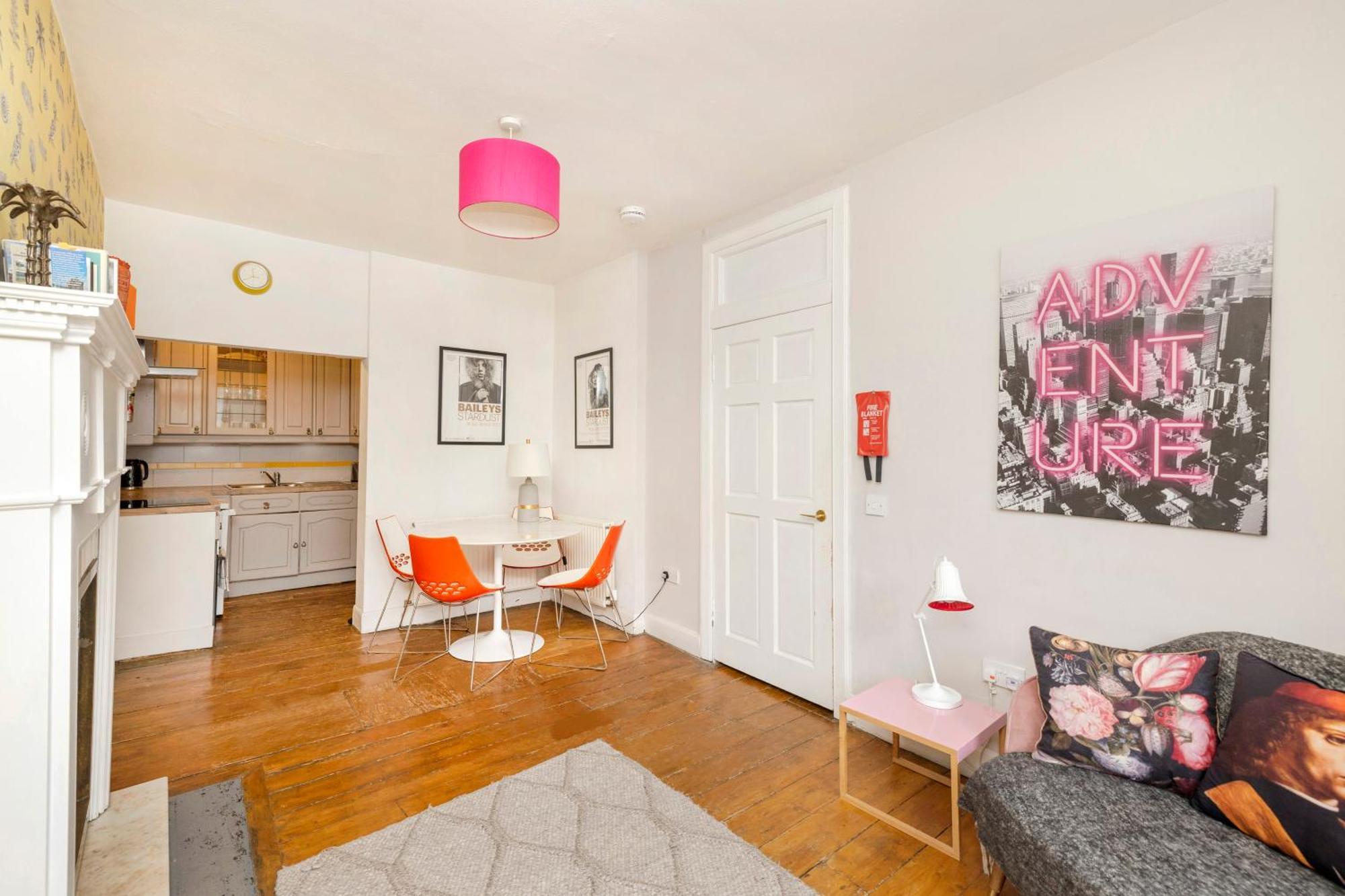 Joivy Stunning In Royal Mile Apartment Edinburgh